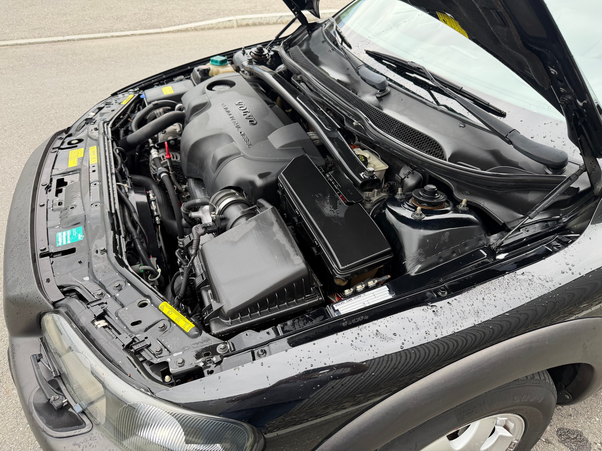 VOLVO XC70 D5 AWD Geartronic-image-29