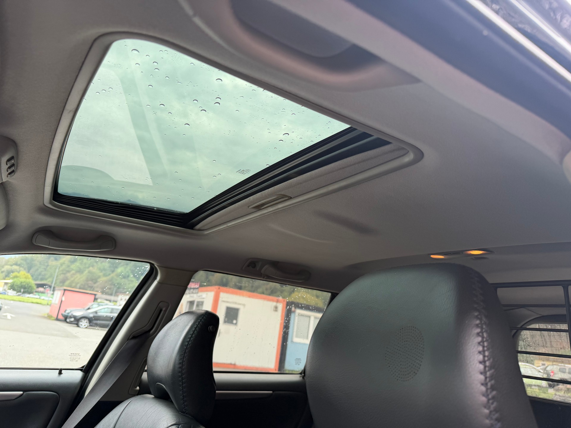VOLVO XC70 D5 AWD Geartronic-image-15