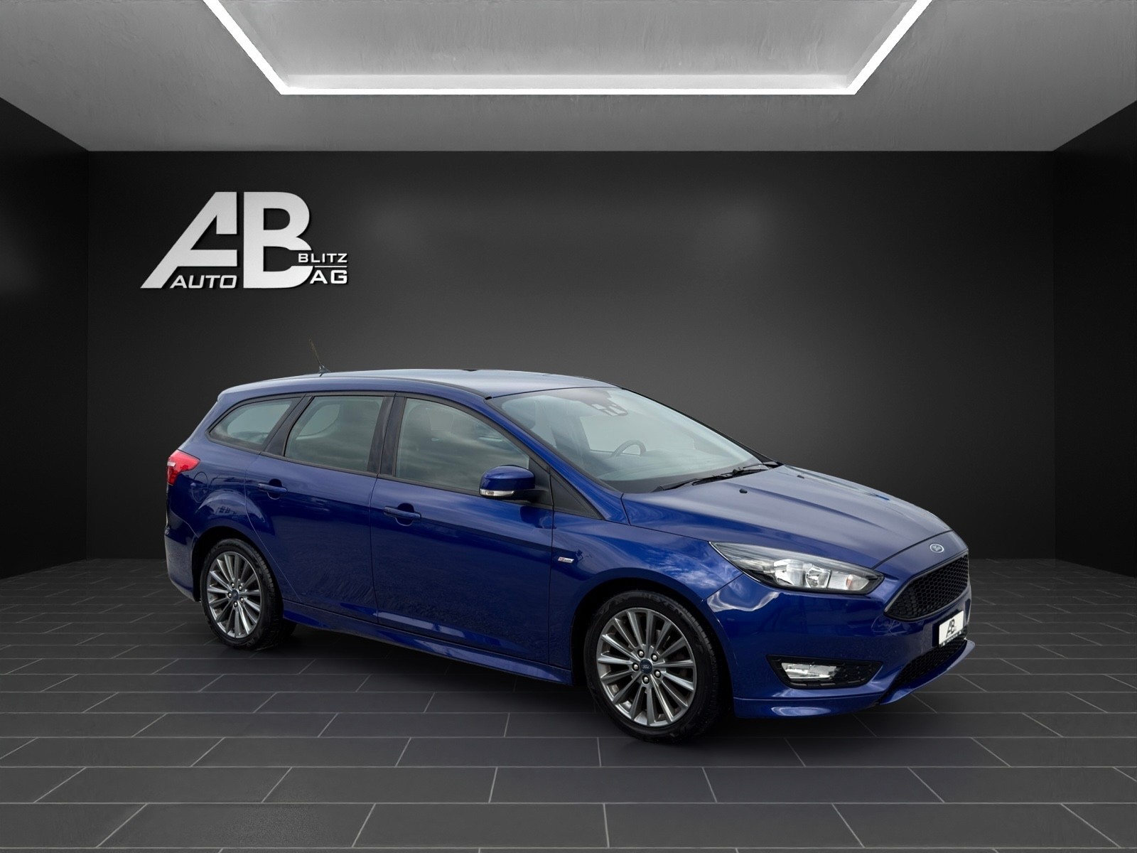 FORD Focus 1.0 SCTi ST Line-image-5