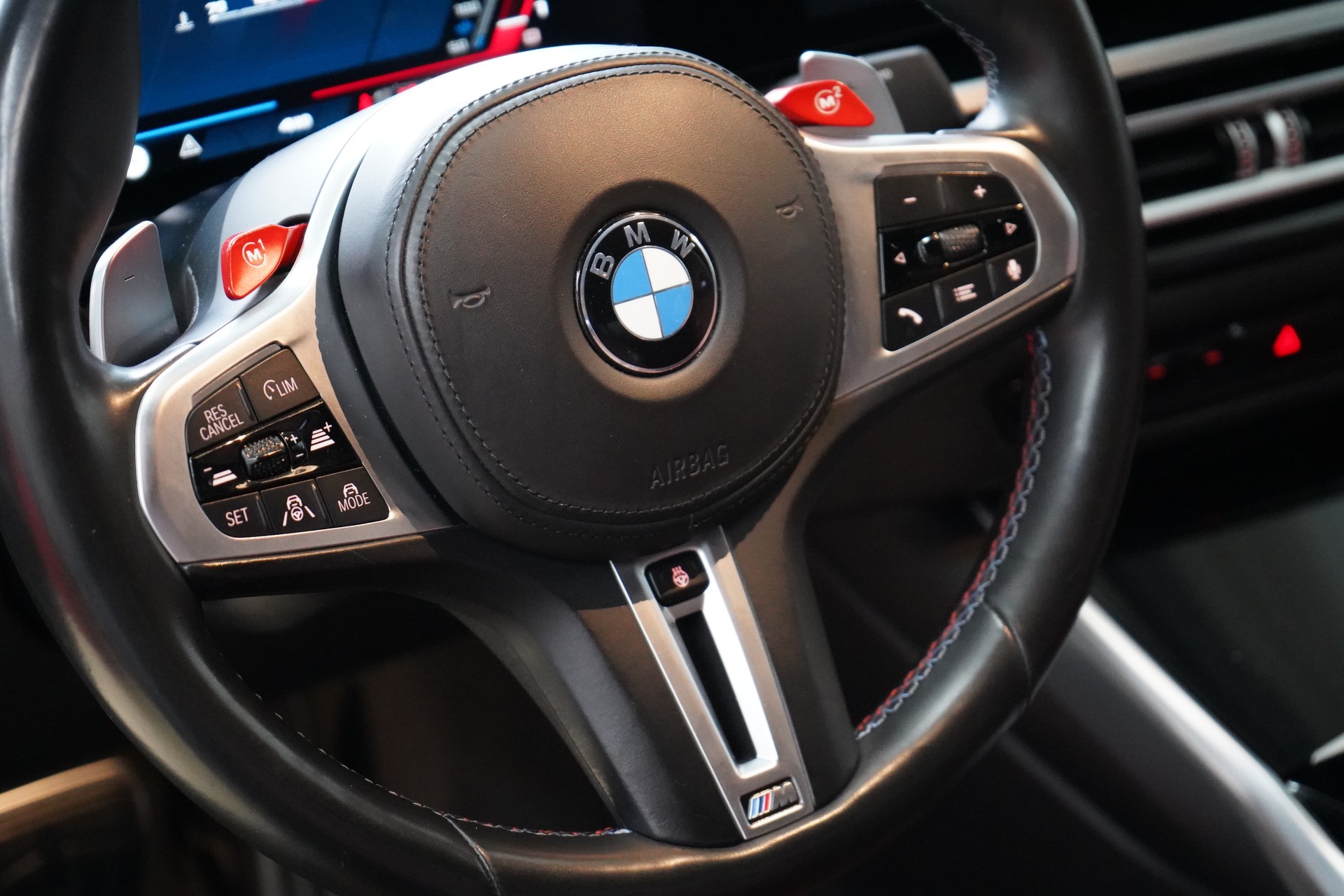 BMW M3 Competition M xDrive-image-17