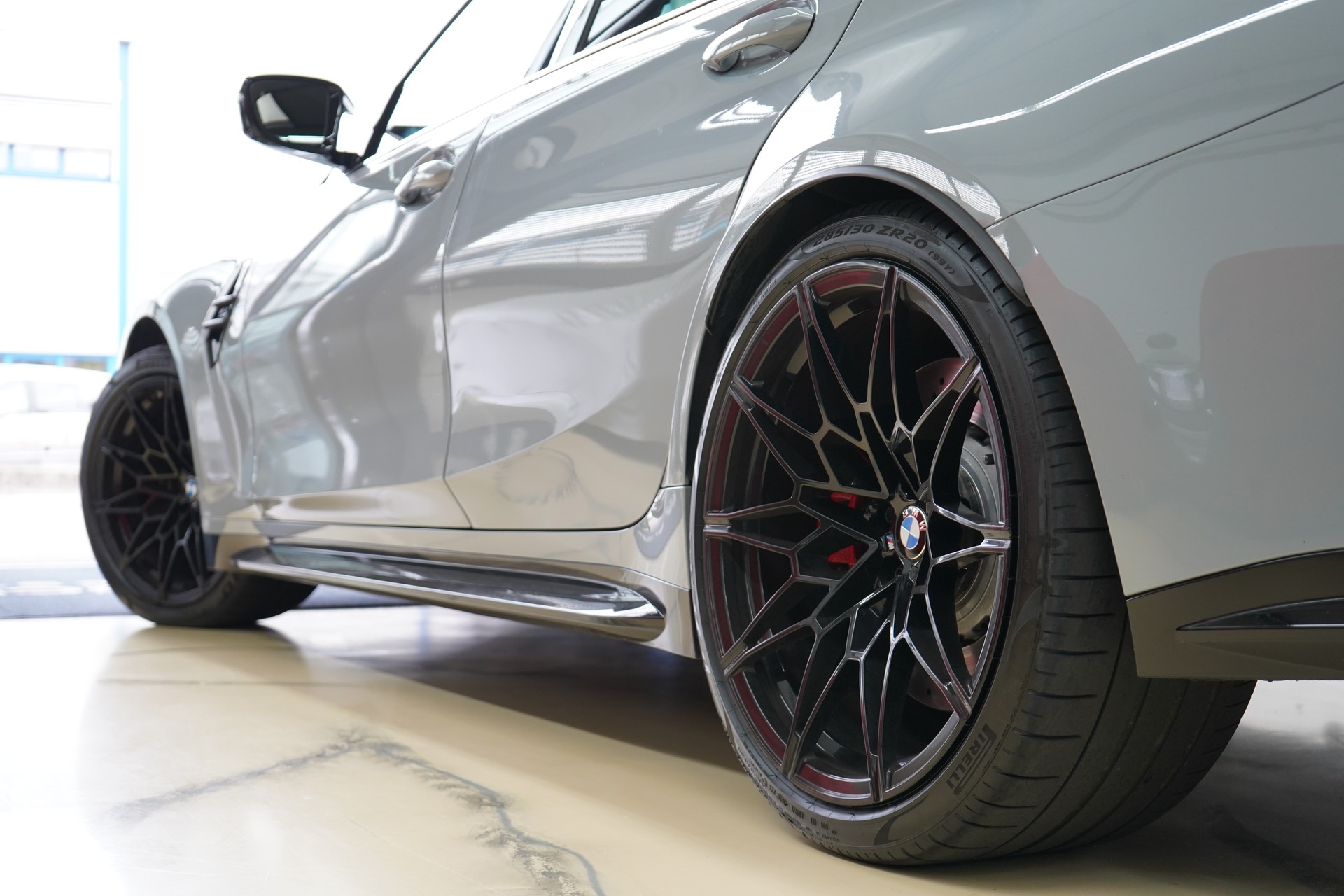 BMW M3 Competition M xDrive-image-6