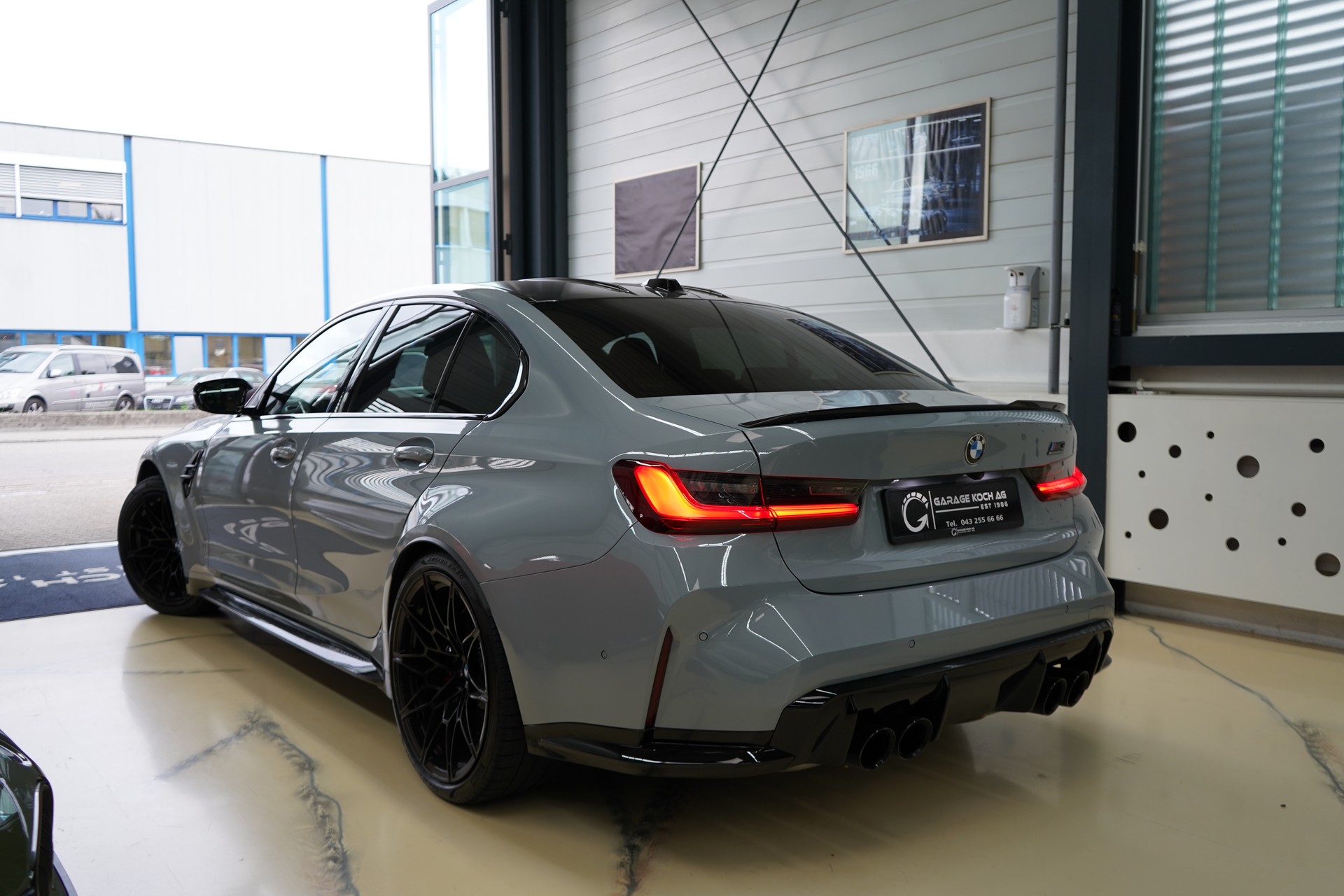 BMW M3 Competition M xDrive-image-4