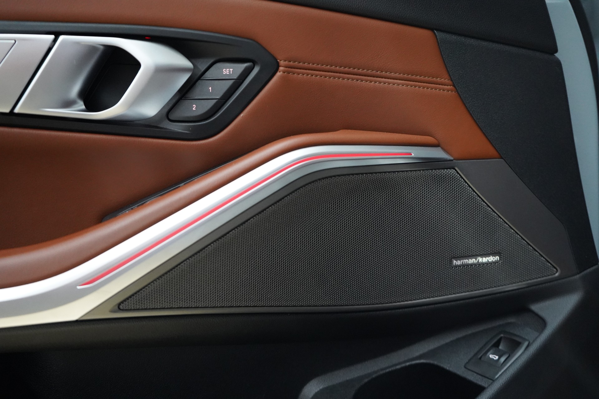 BMW M3 Competition M xDrive-image-24