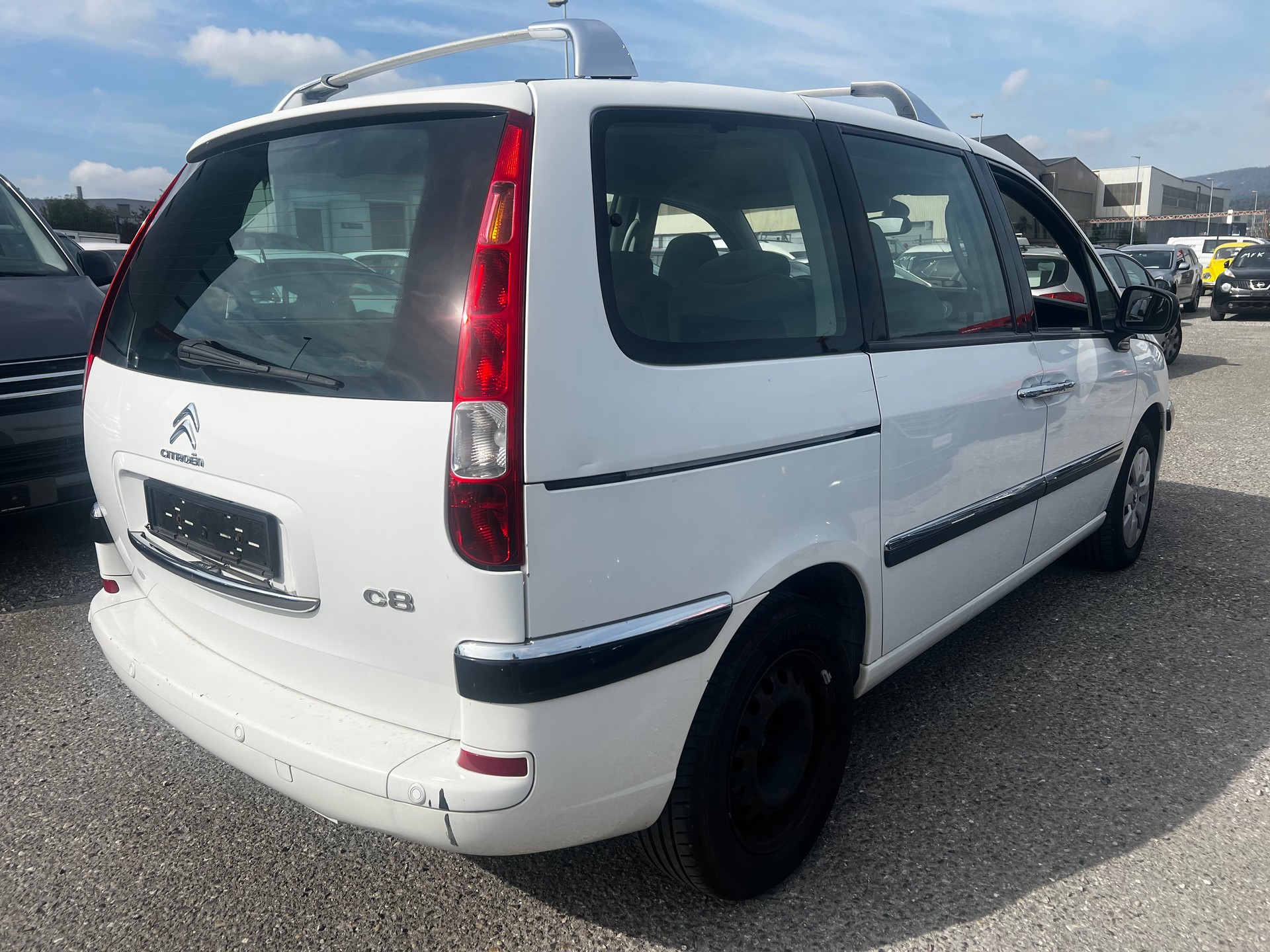 CITROEN C8 2.0 16V HDi Attraction-image-5