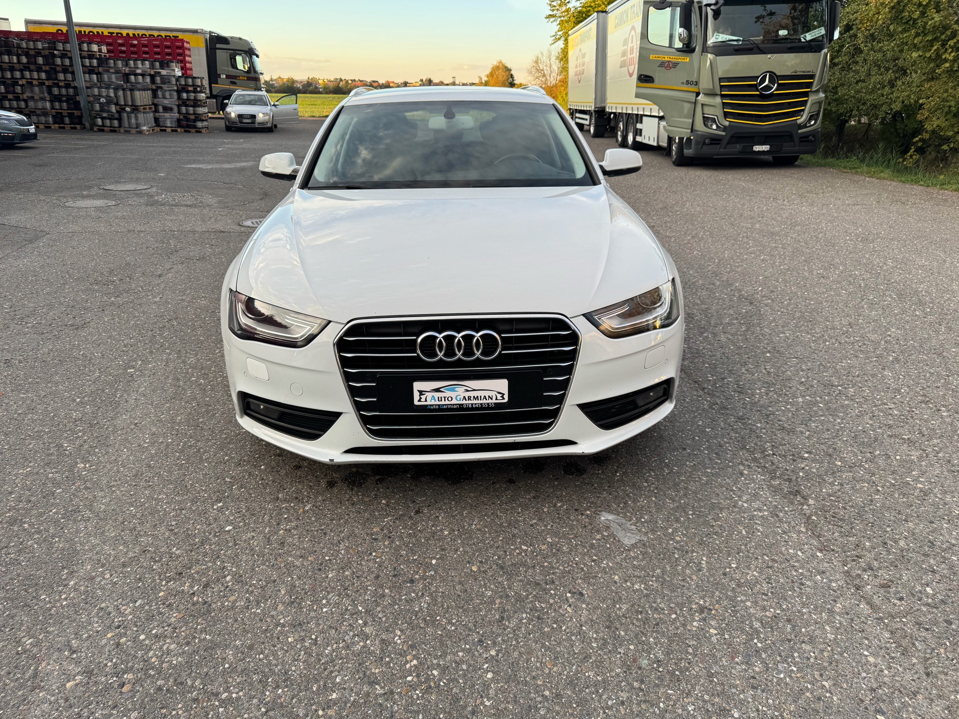 AUDI A4 Avant 2.0 TDI Attraction multitronic-image-0