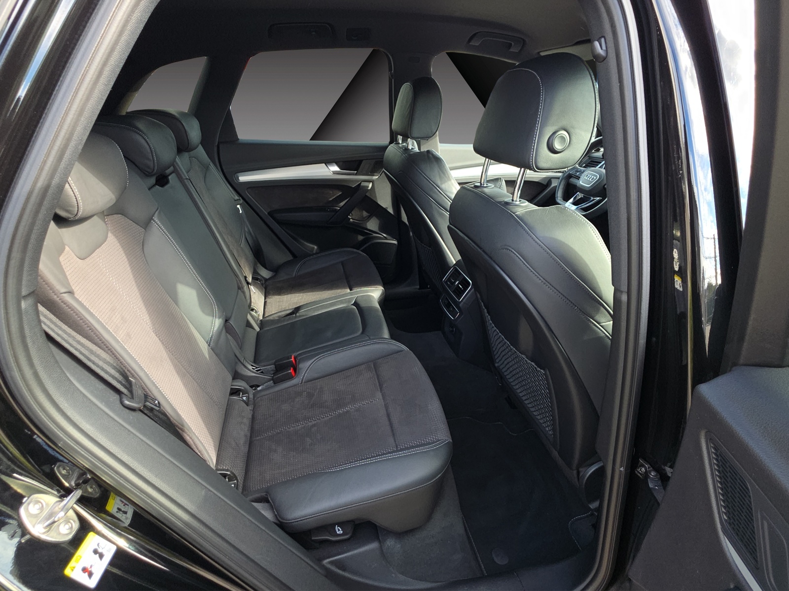 AUDI Q5 2.0 TDI sport quattro S-tronic-image-17