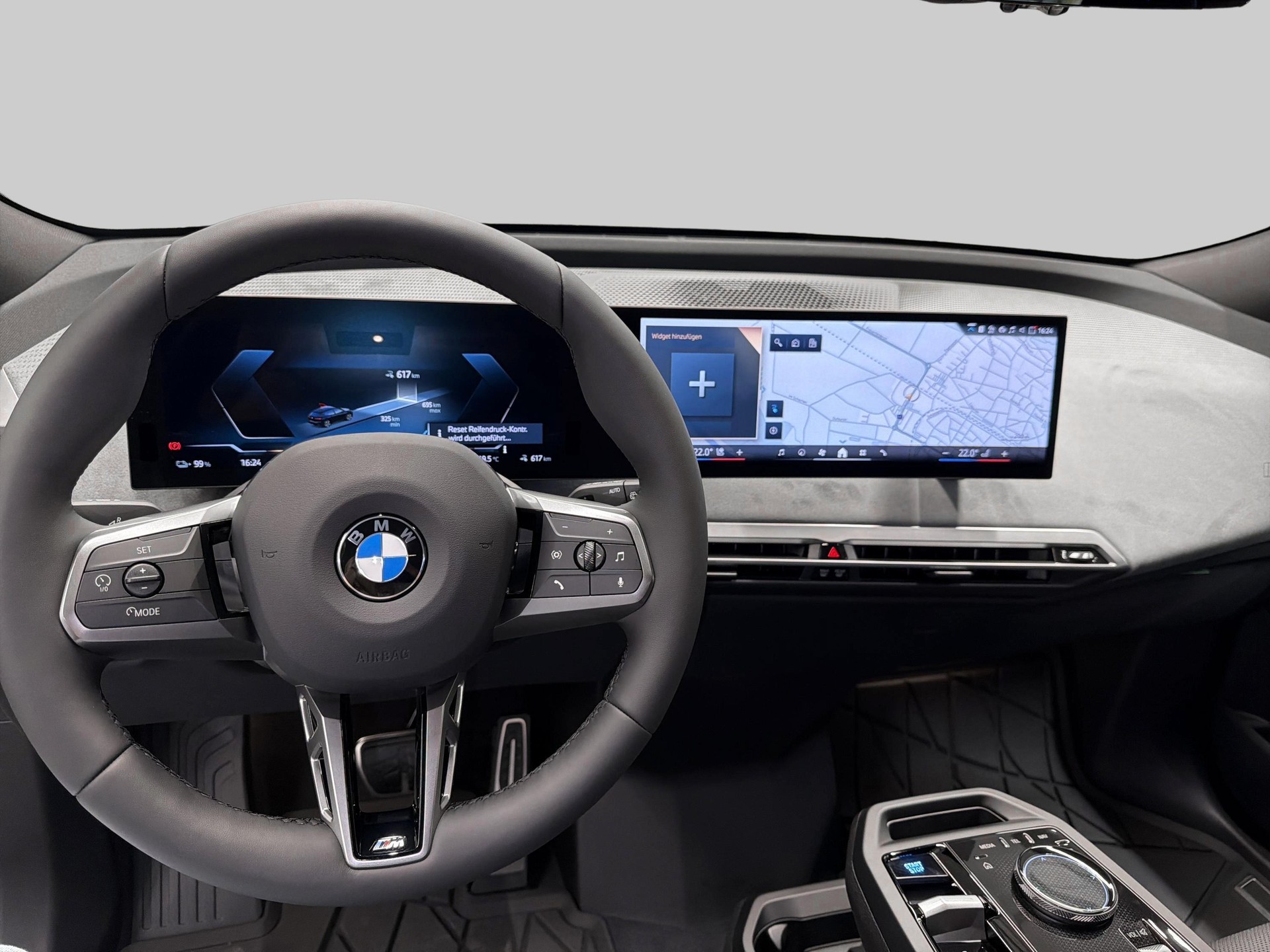 BMW iX xDrive60 M Sport Pro-image-9