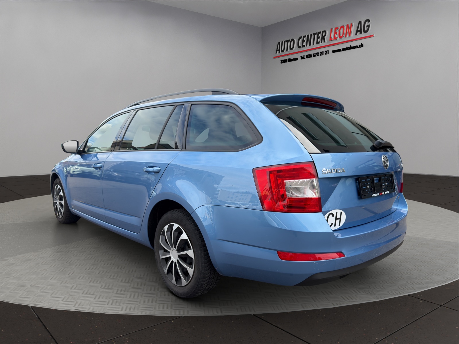 SKODA Octavia Combi 1.4 TSI Ambition-image-3
