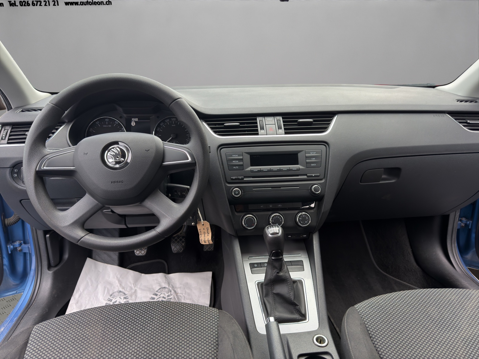 SKODA Octavia Combi 1.4 TSI Ambition-image-13