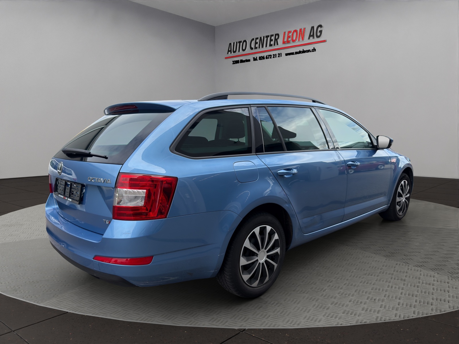 SKODA Octavia Combi 1.4 TSI Ambition-image-5