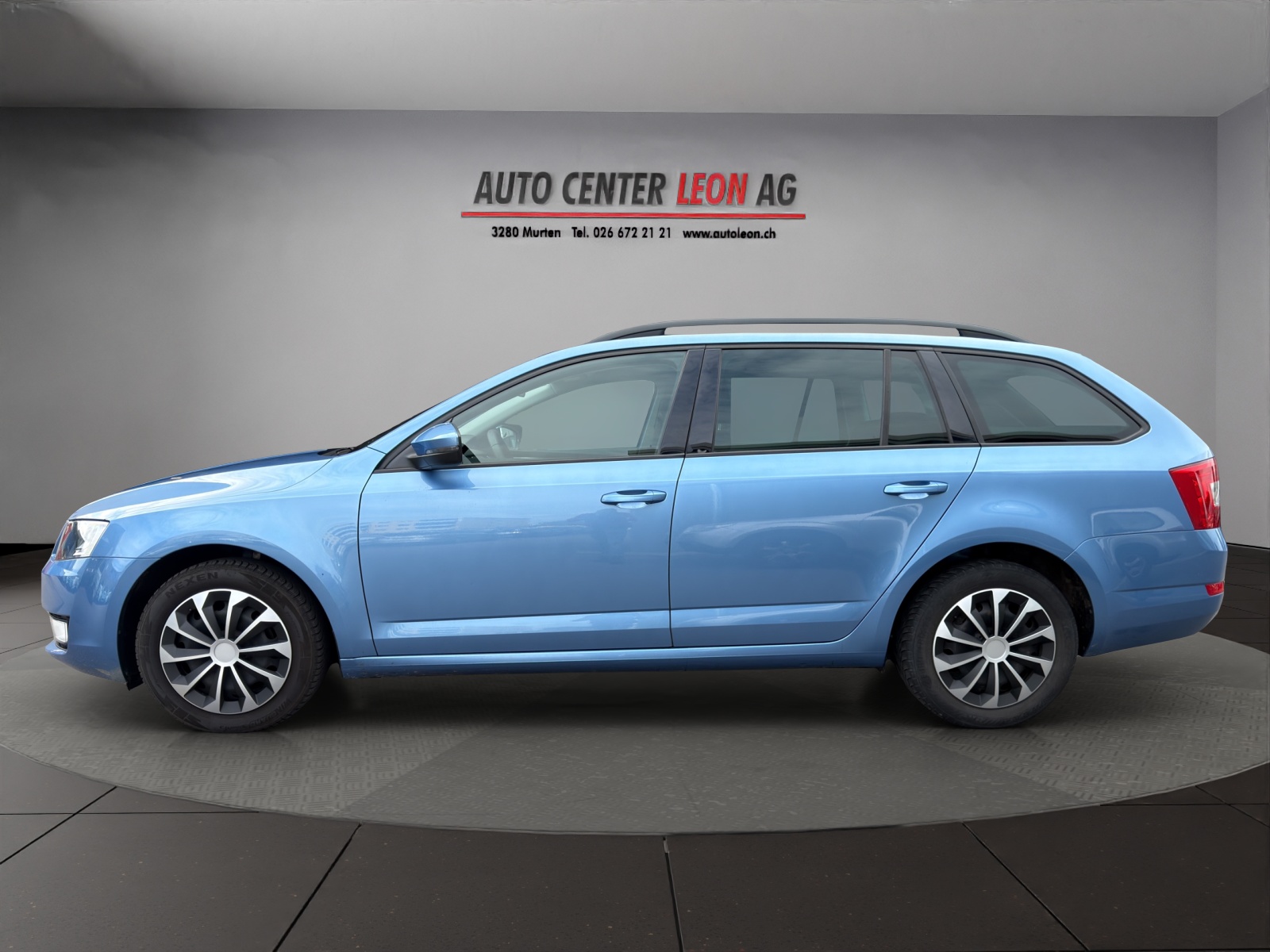 SKODA Octavia Combi 1.4 TSI Ambition-image-2