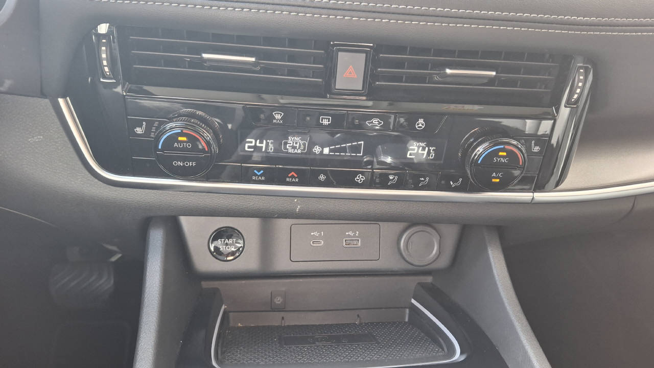 NISSAN X-Trail 1.5 VC-T N-Trek e-4orce-image-12