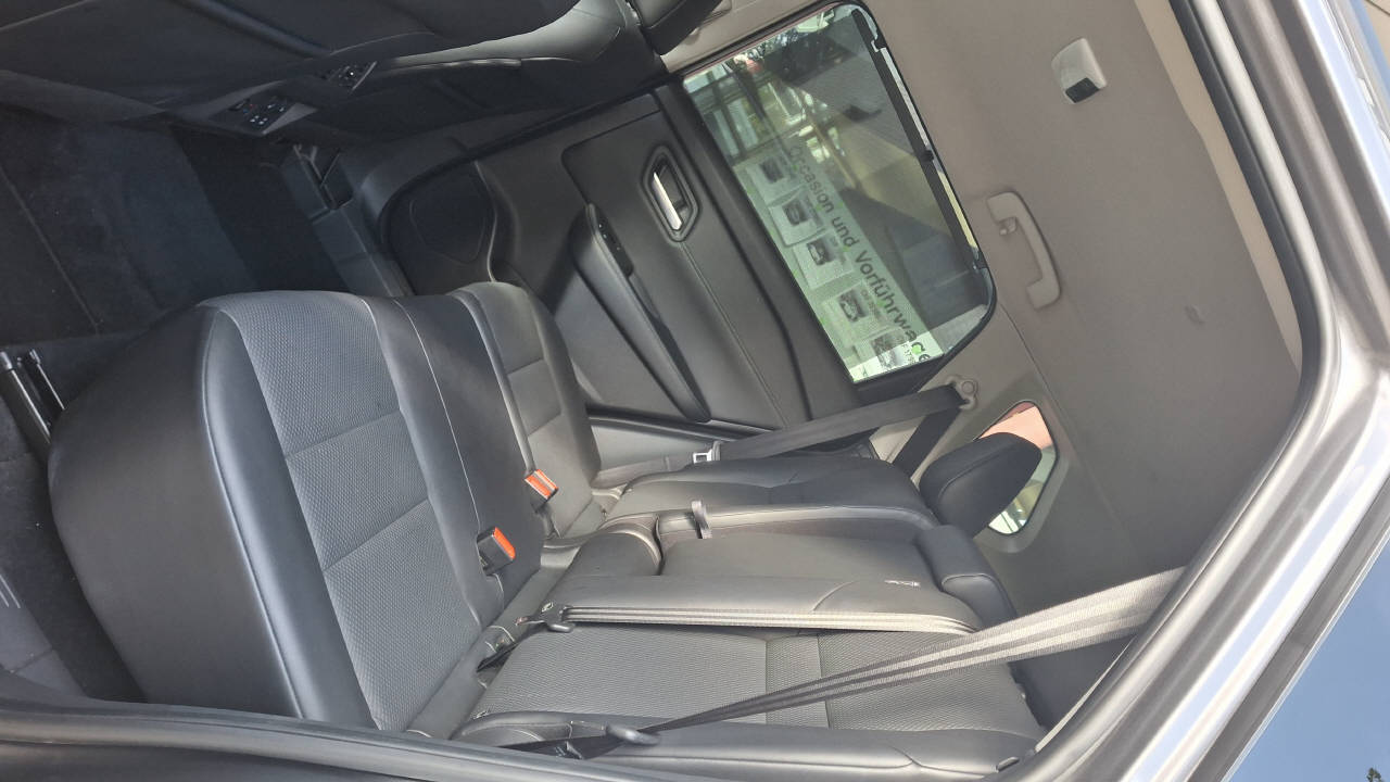 NISSAN X-Trail 1.5 VC-T N-Trek e-4orce-image-7