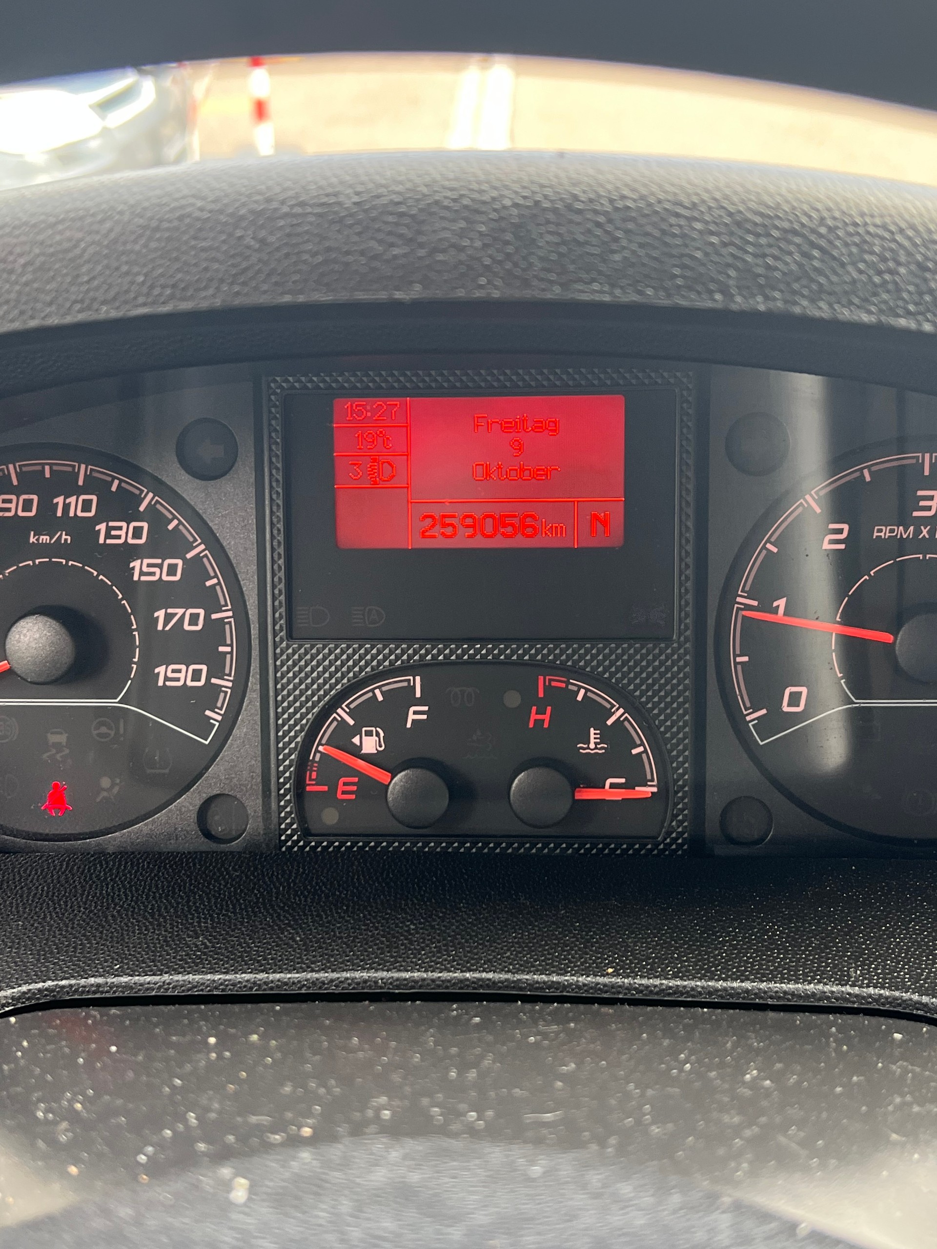 FIAT Ducato 35 2.3 MJ Comfort Matic-image-9