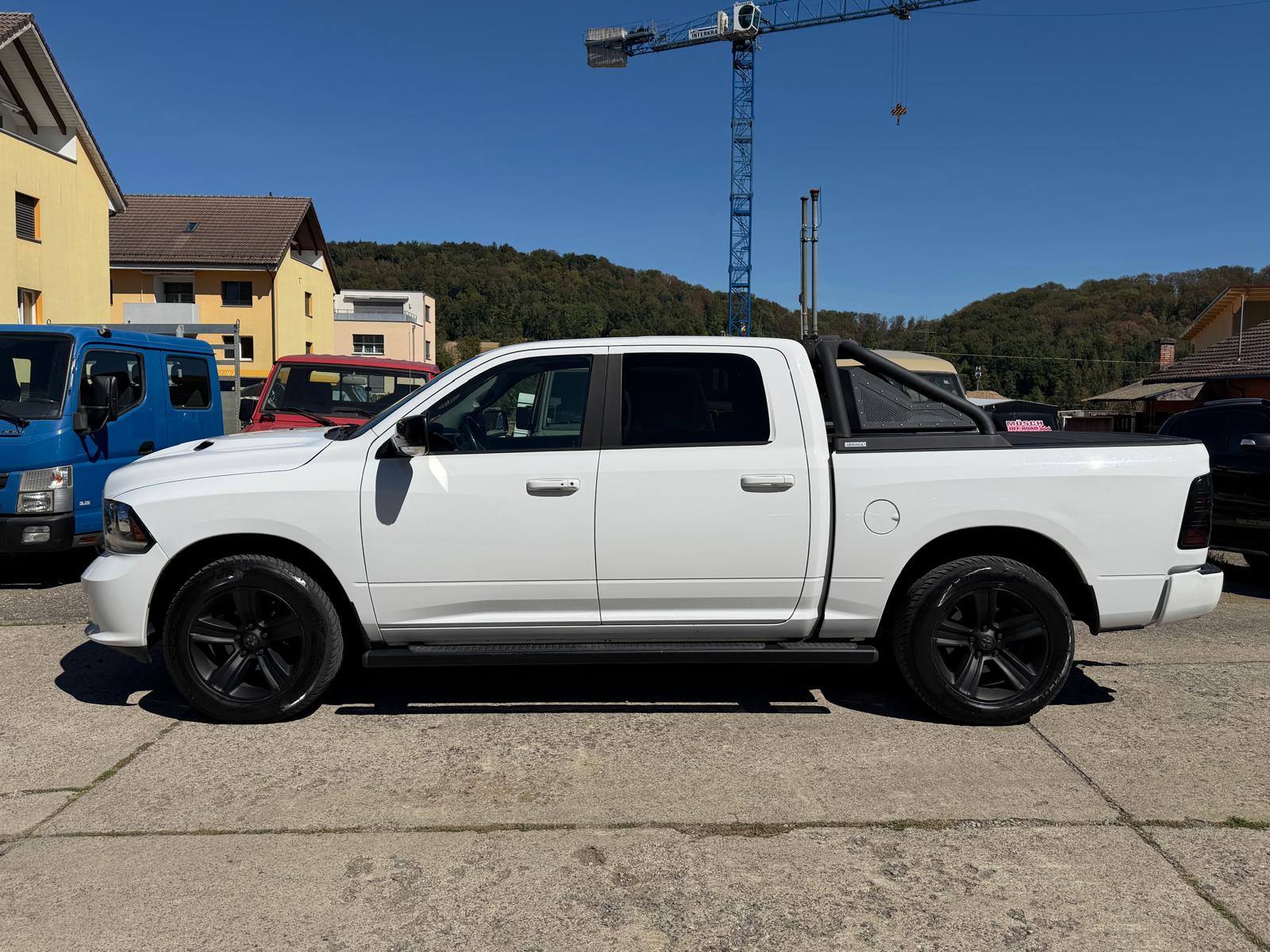 DODGE Ram-image-1