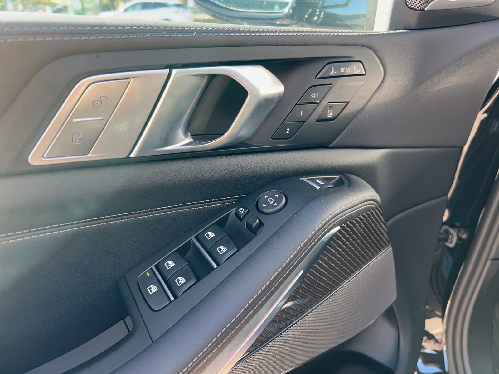 BMW X7 40d xDrive SAG-image-19