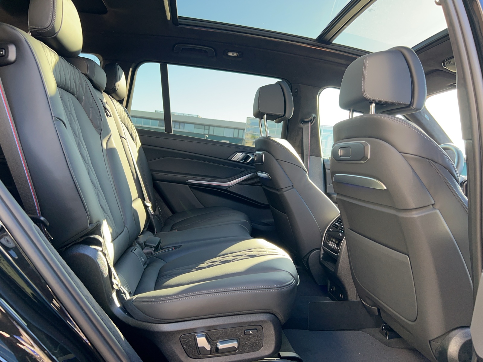 BMW X7 40d xDrive SAG-image-15
