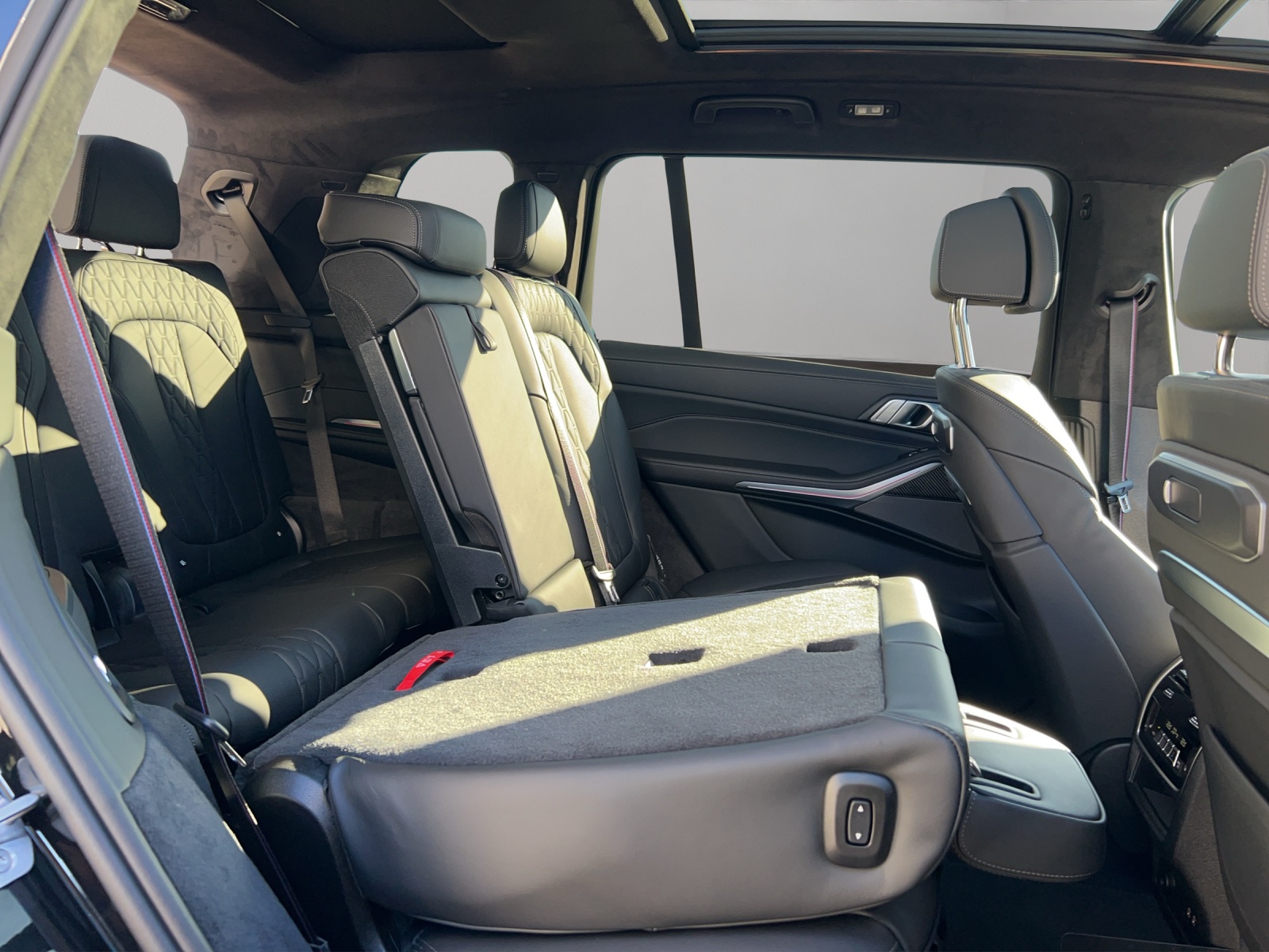 BMW X7 40d xDrive SAG-image-11