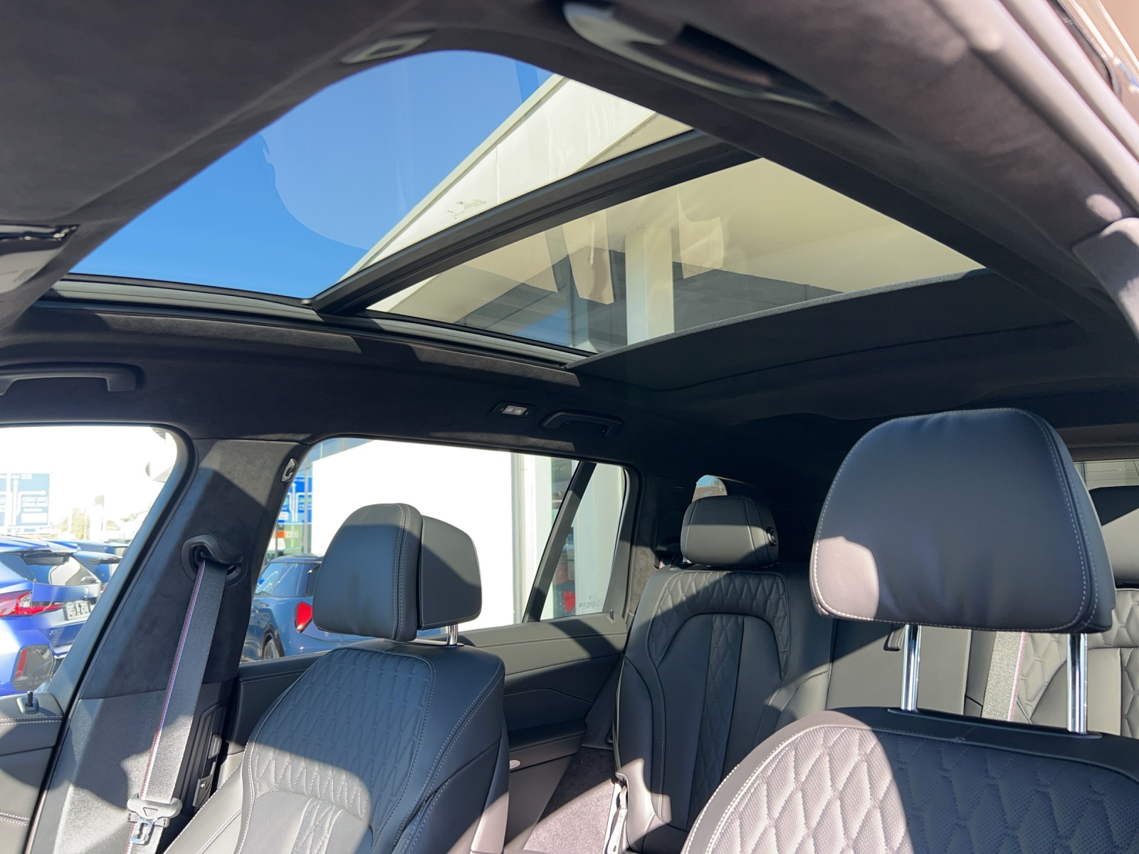 BMW X7 40d xDrive SAG-image-13