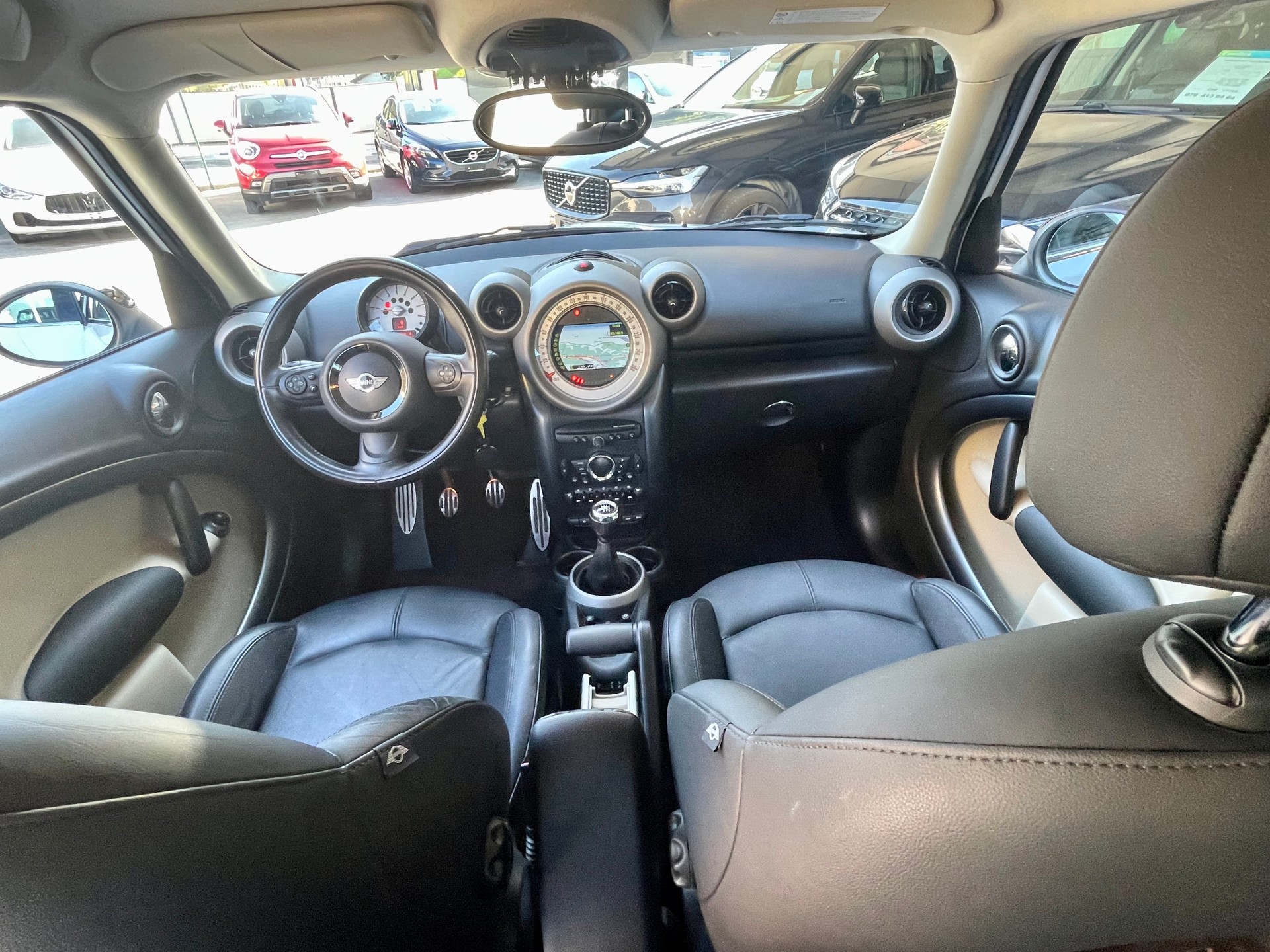 MINI Countryman Cooper S ALL4-image-4