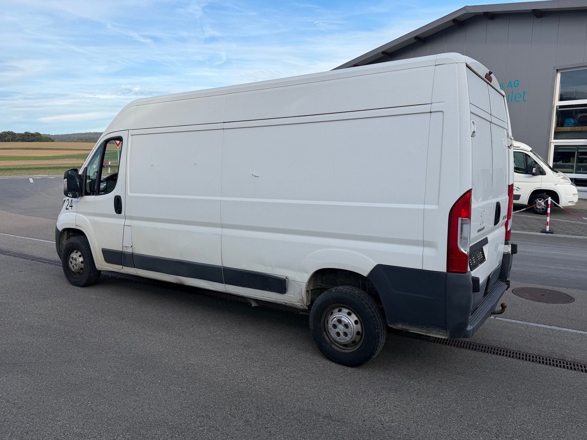 PEUGEOT BOXER-image-7