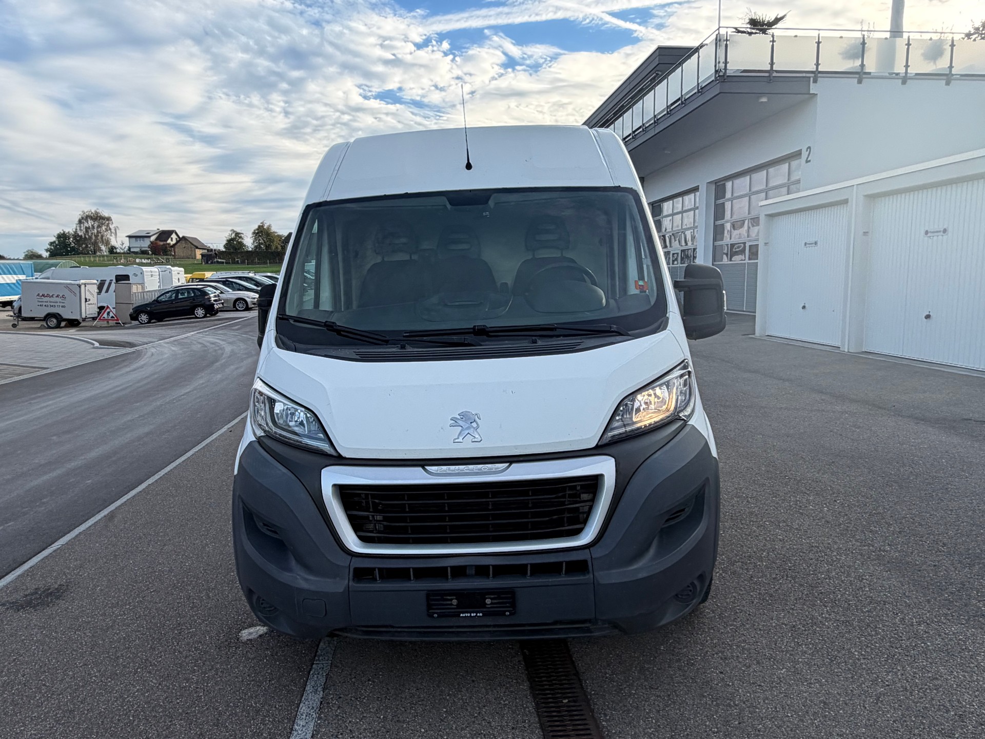 PEUGEOT BOXER-image-2