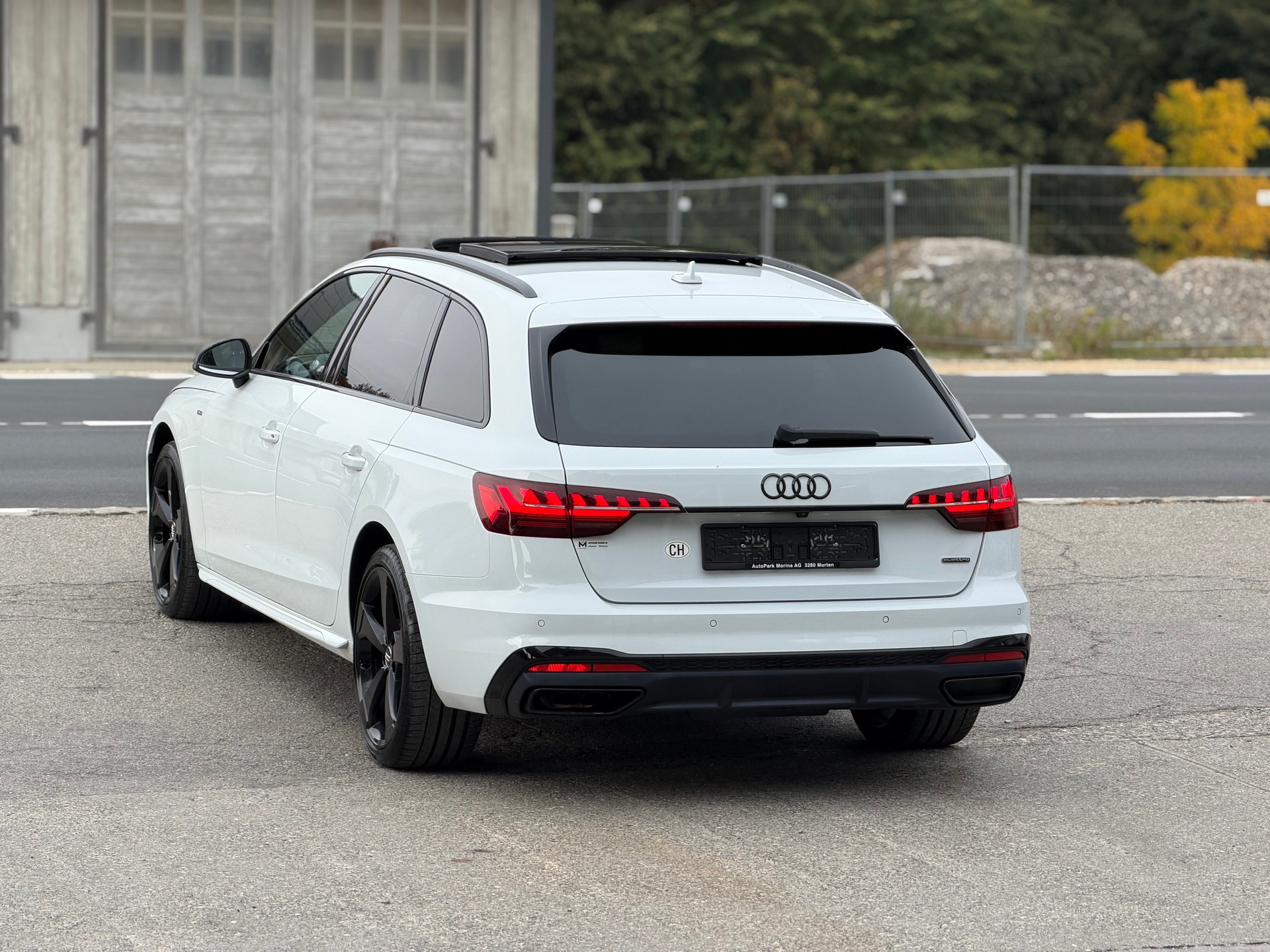AUDI A4 Avant 40 TDI S line quattro S-tronic-image-6