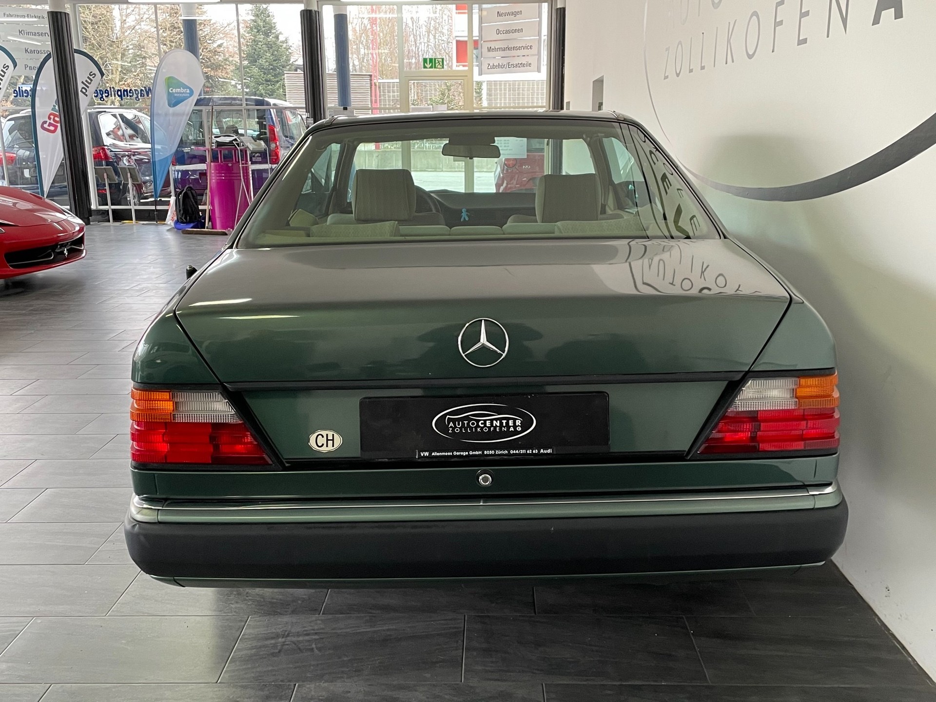 MERCEDES-BENZ 230 CE-showroom-element-1