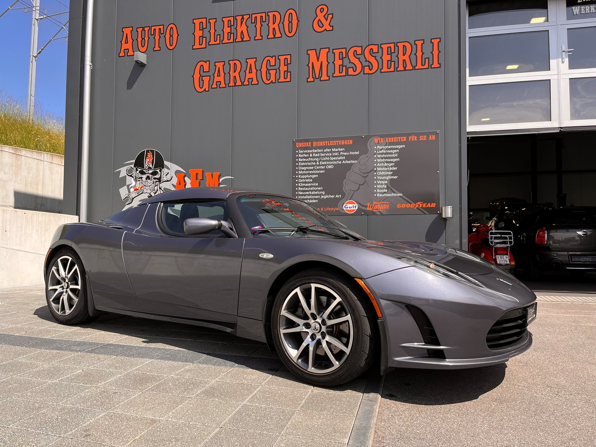 TESLA Roadster