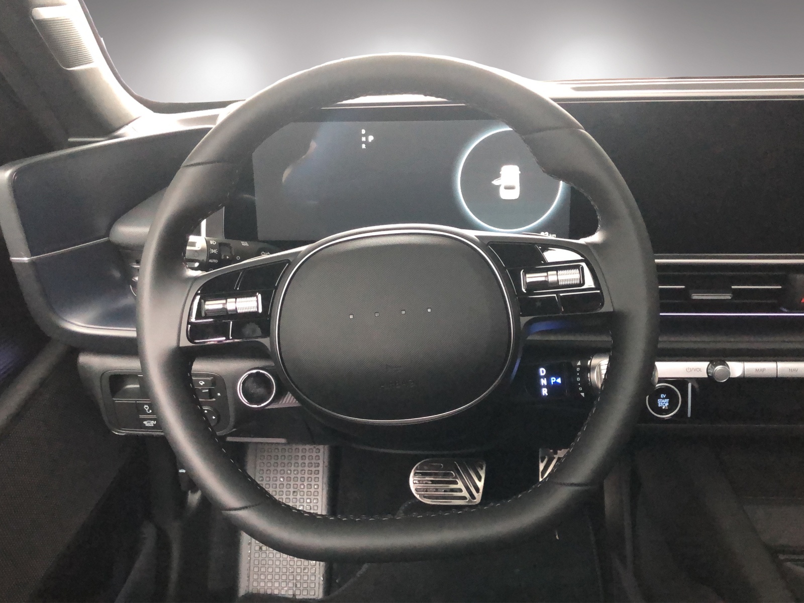 HYUNDAI Ioniq 6 Launch Edition-image-12