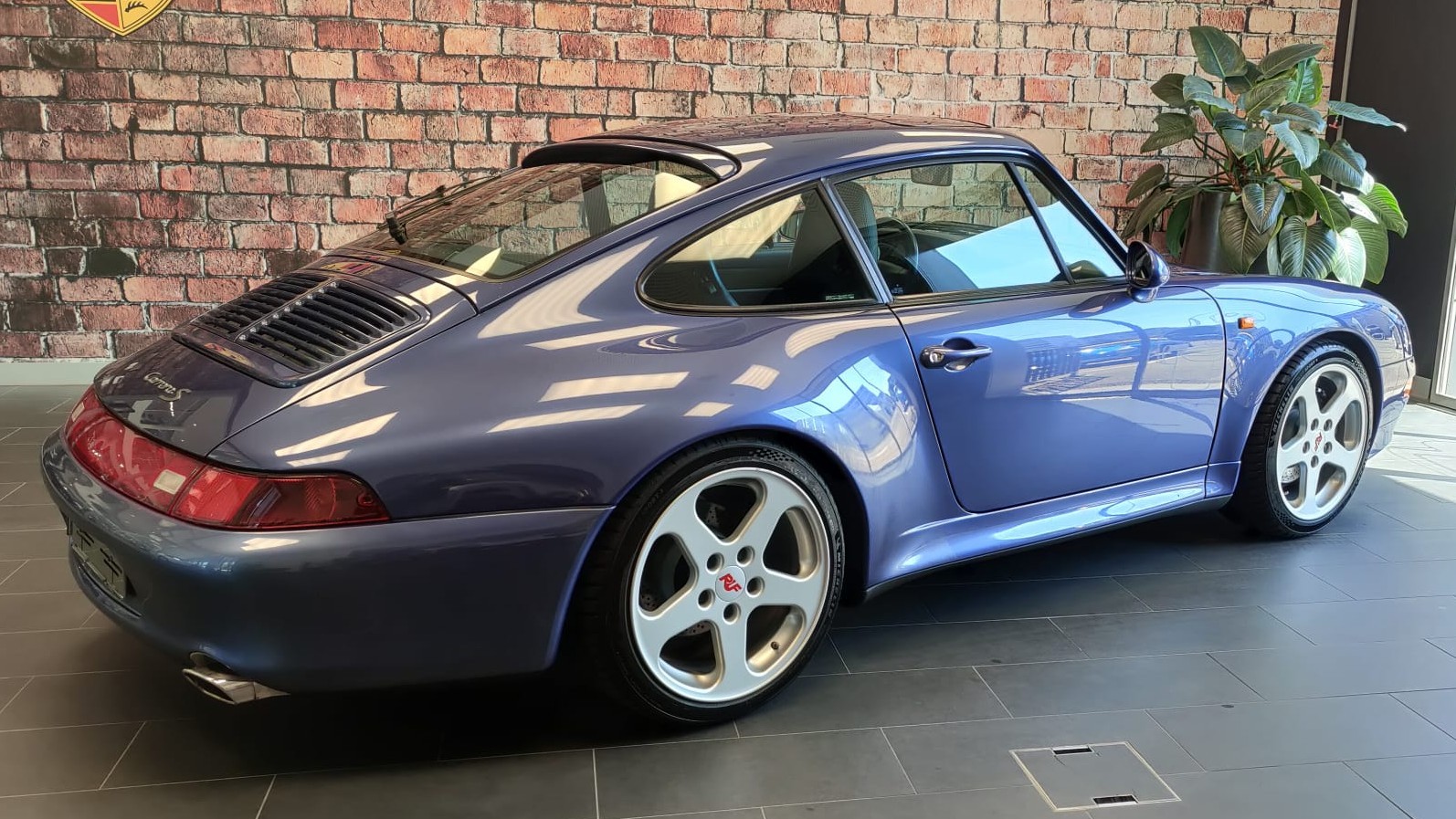 PORSCHE 911 Carrera 2S-image-0