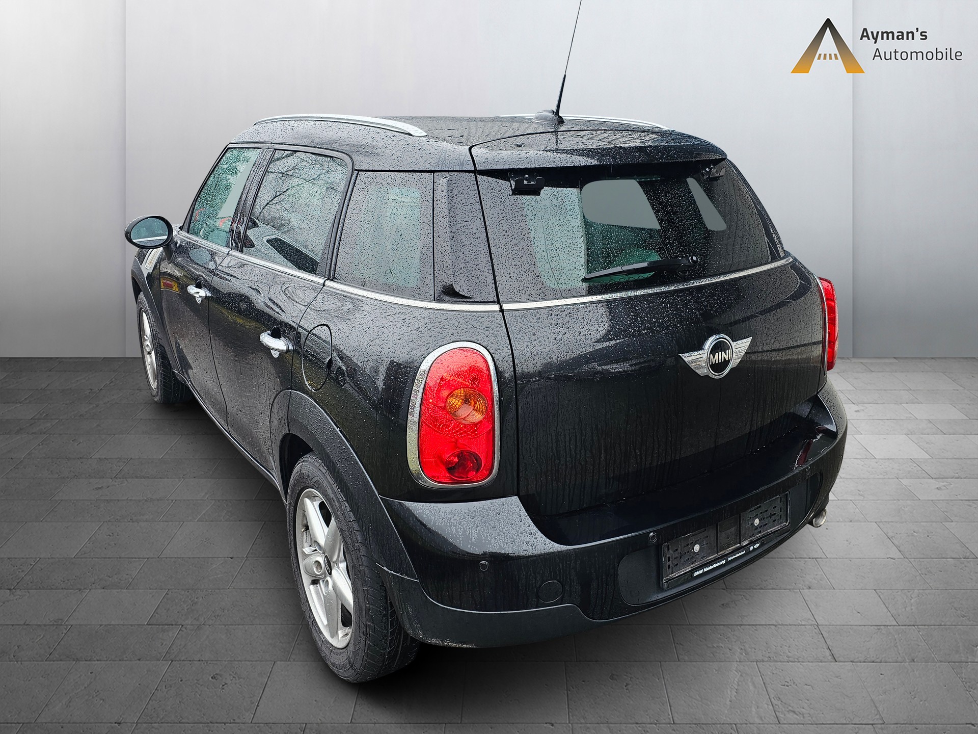 MINI Mini Countryman Cooper D ALL4-image-3