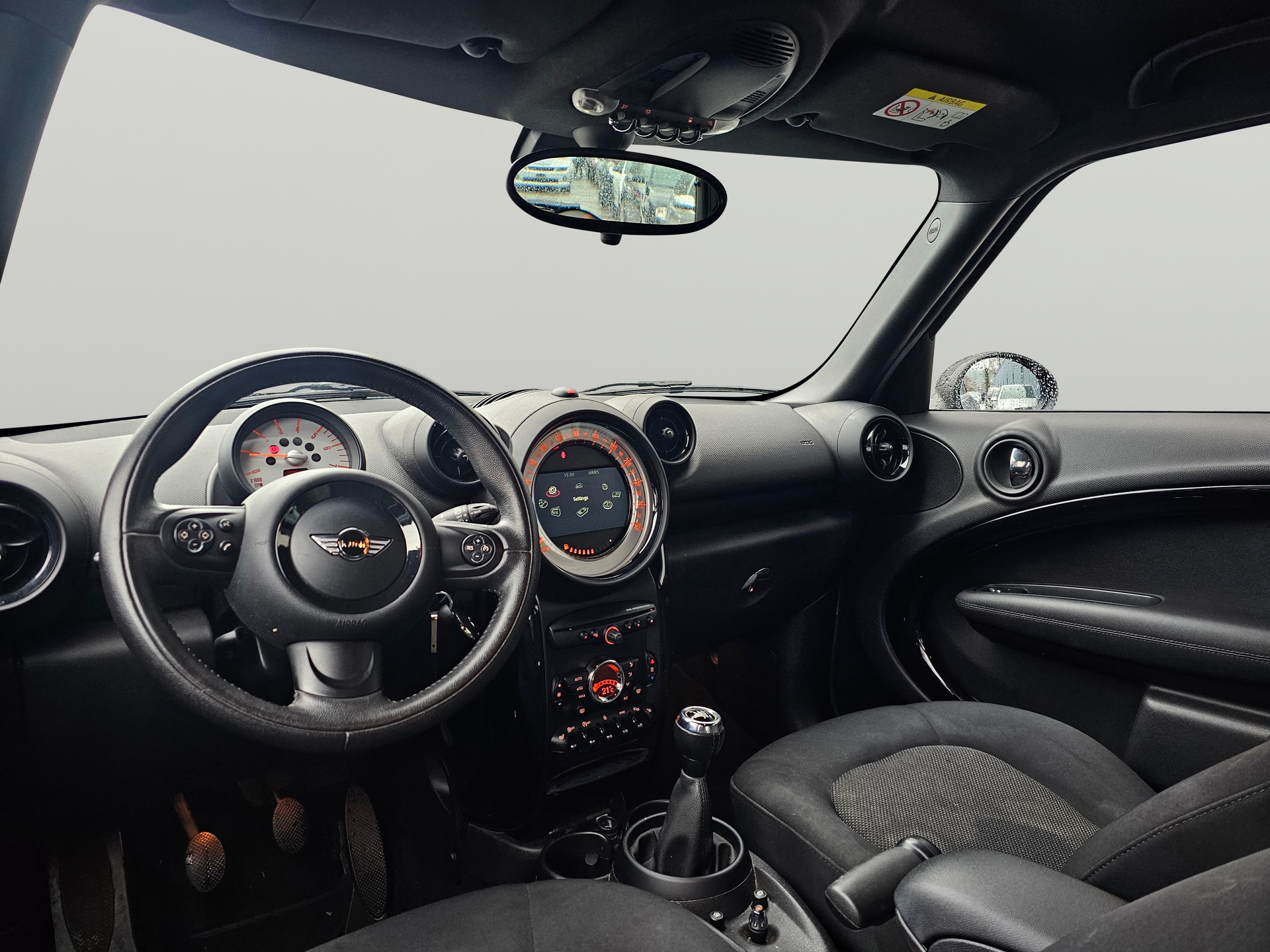 MINI Mini Countryman Cooper D ALL4-image-5