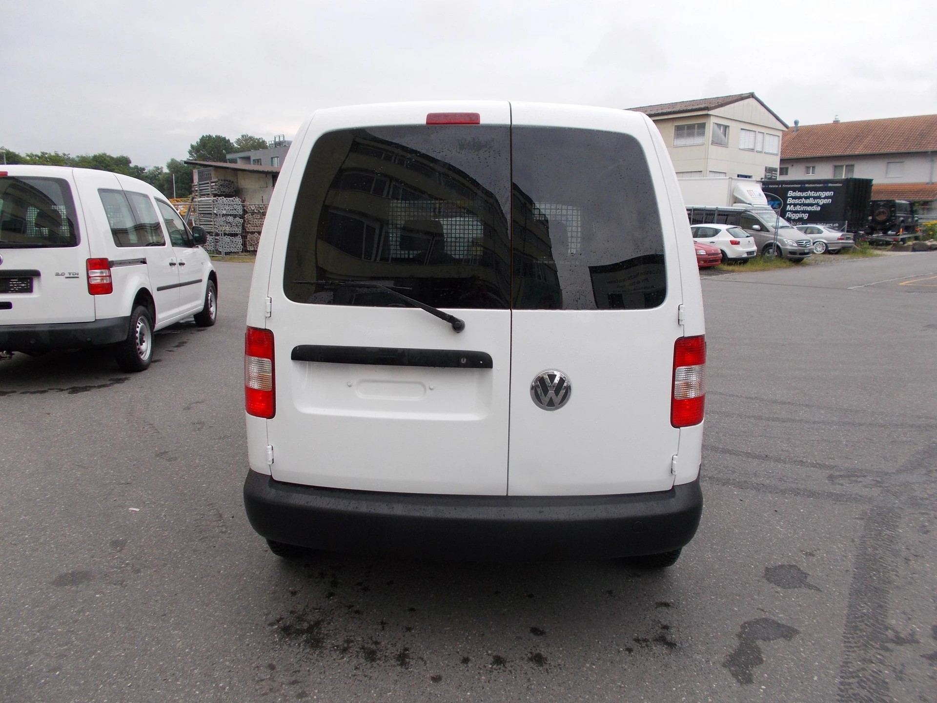 VW Caddy 1.9TDI PD 4Motion-image-3