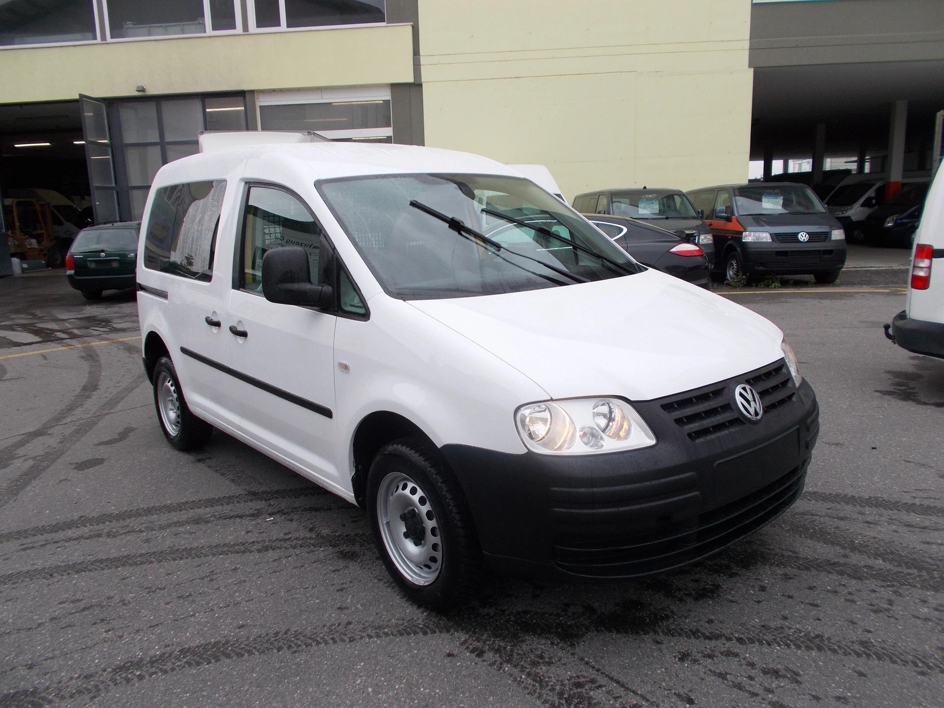VW Caddy 1.9TDI PD 4Motion-image-2