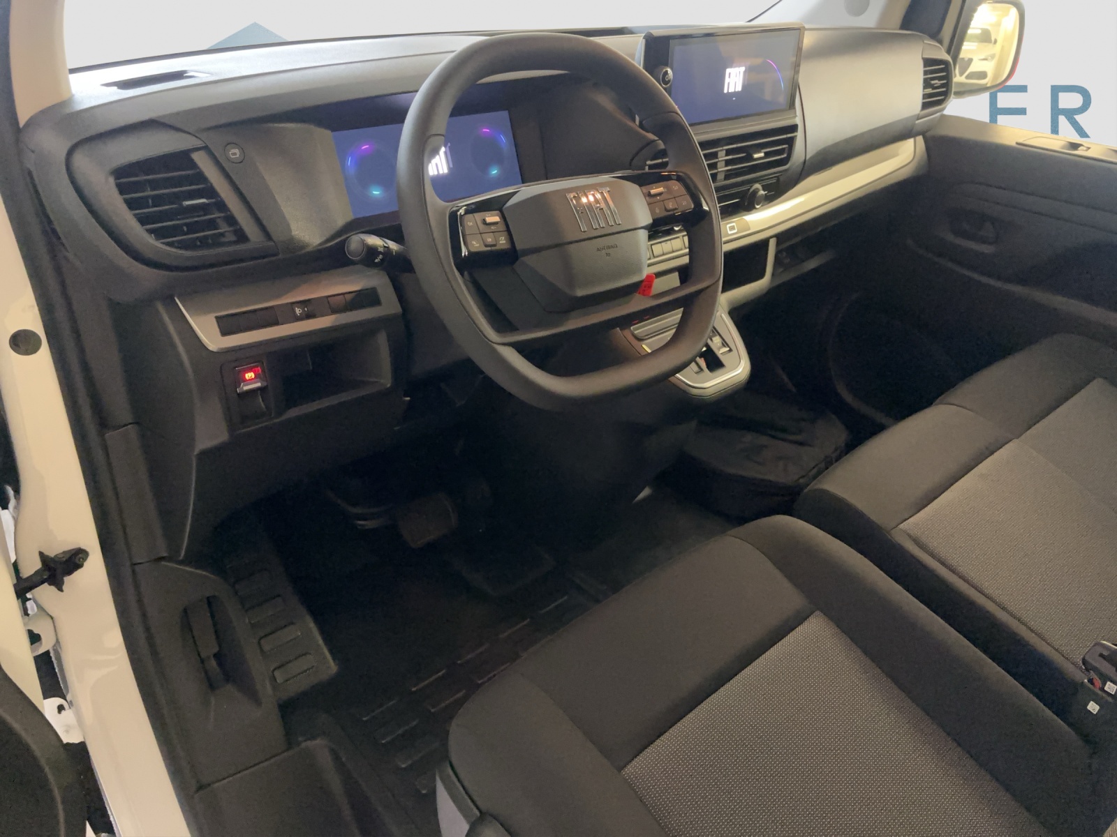 FIAT E-SCUDO fourg. L2 50 kWh-image-7