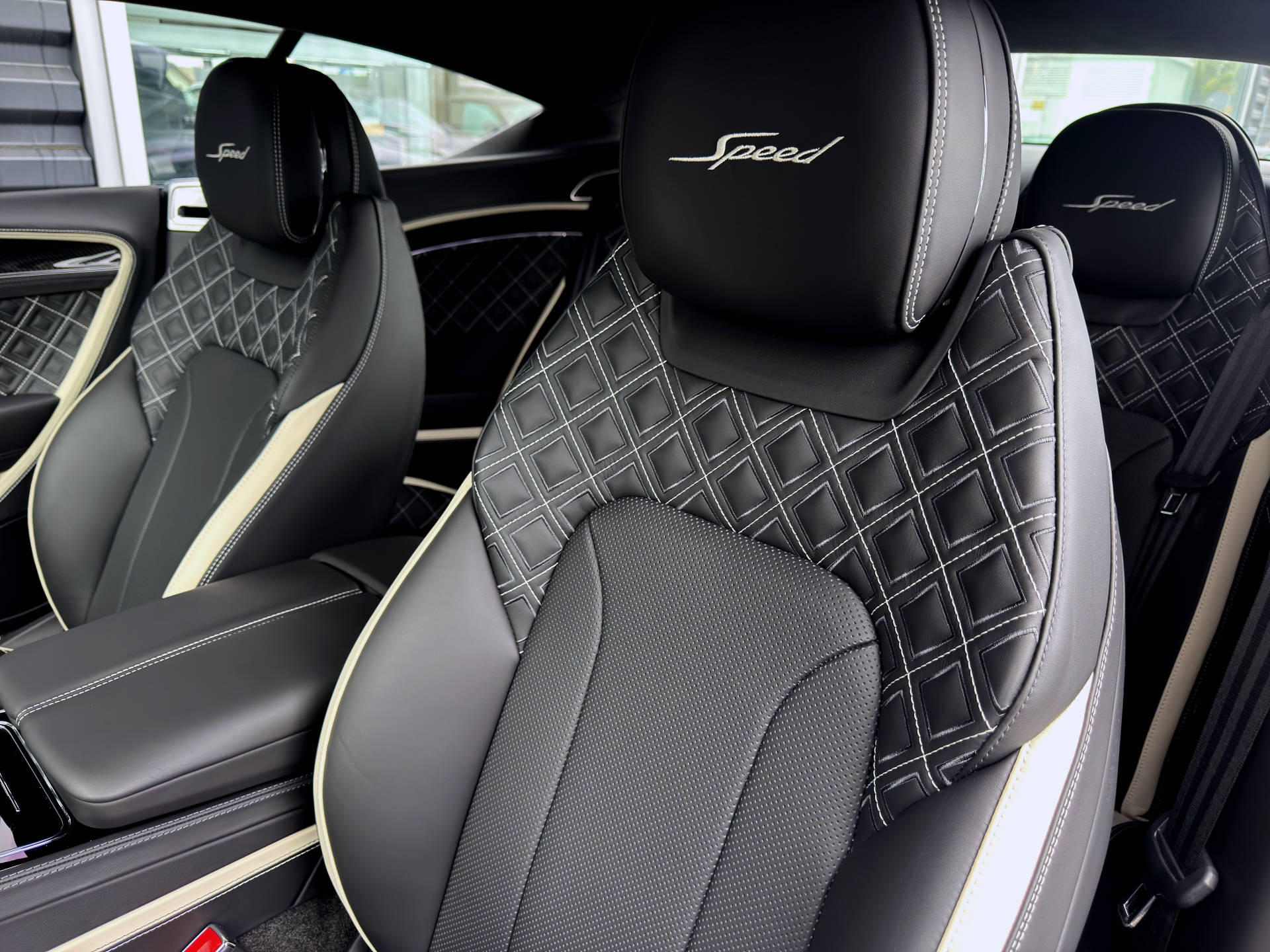 BENTLEY CONTINENTAL GT Speed-image-10