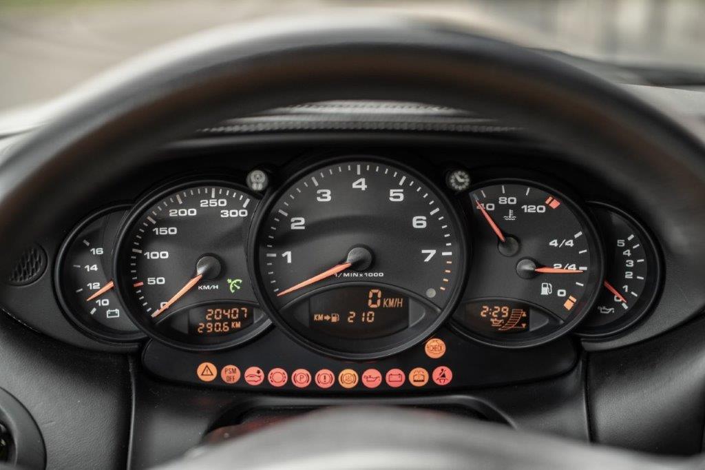 PORSCHE 911 Carrera 4 Cabrio-image-11