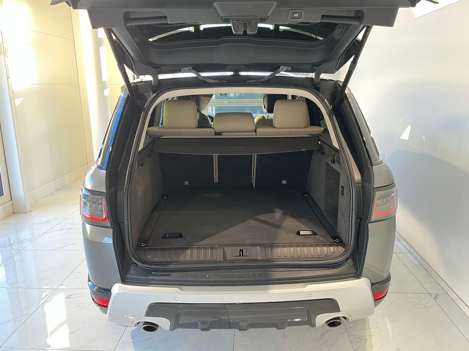 LAND ROVER Range Rover Sport 2.0 Si4 HSE Automatic-image-6