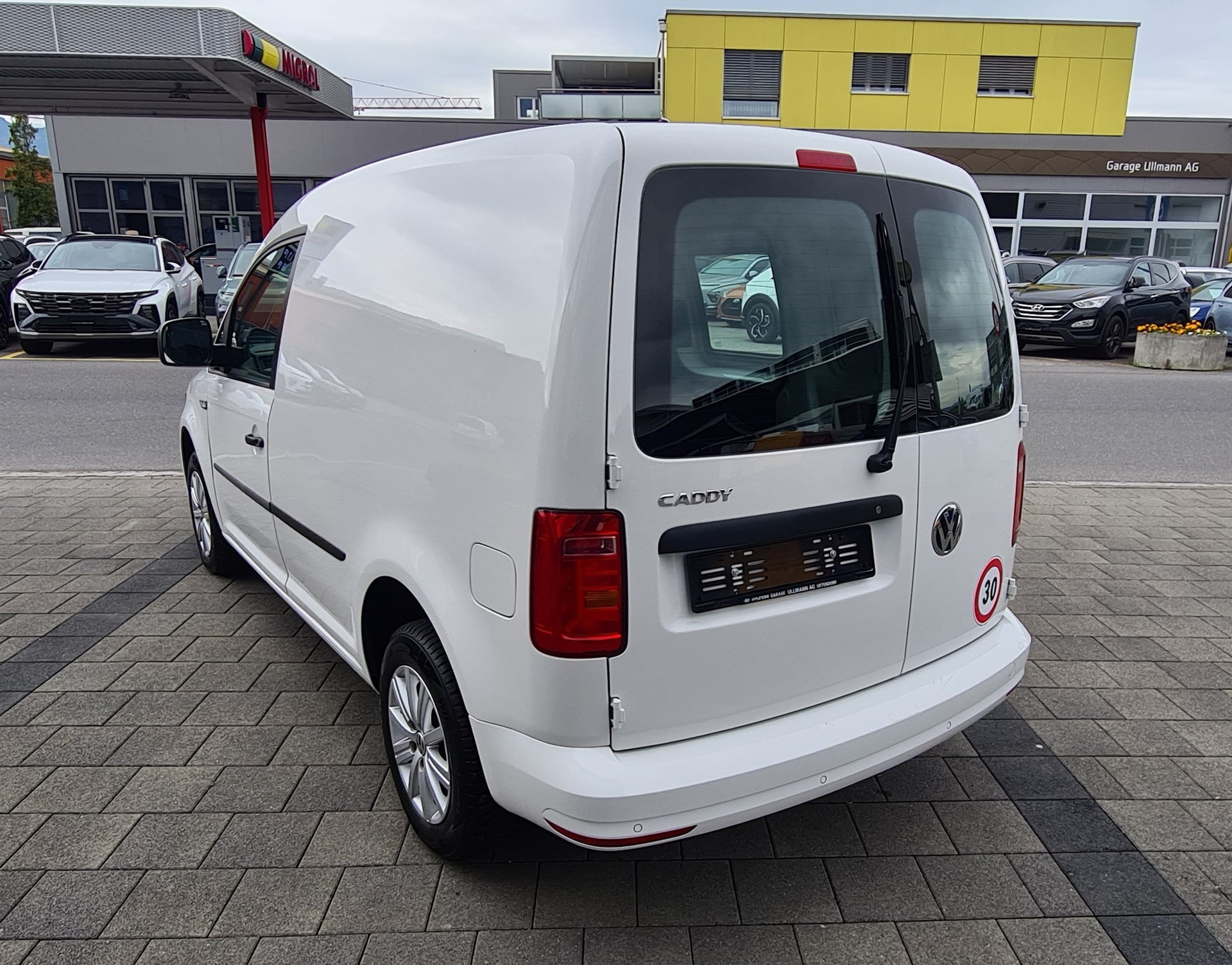 VW Caddy 1.2 TSI Entry BlueMotion Technology-image-6