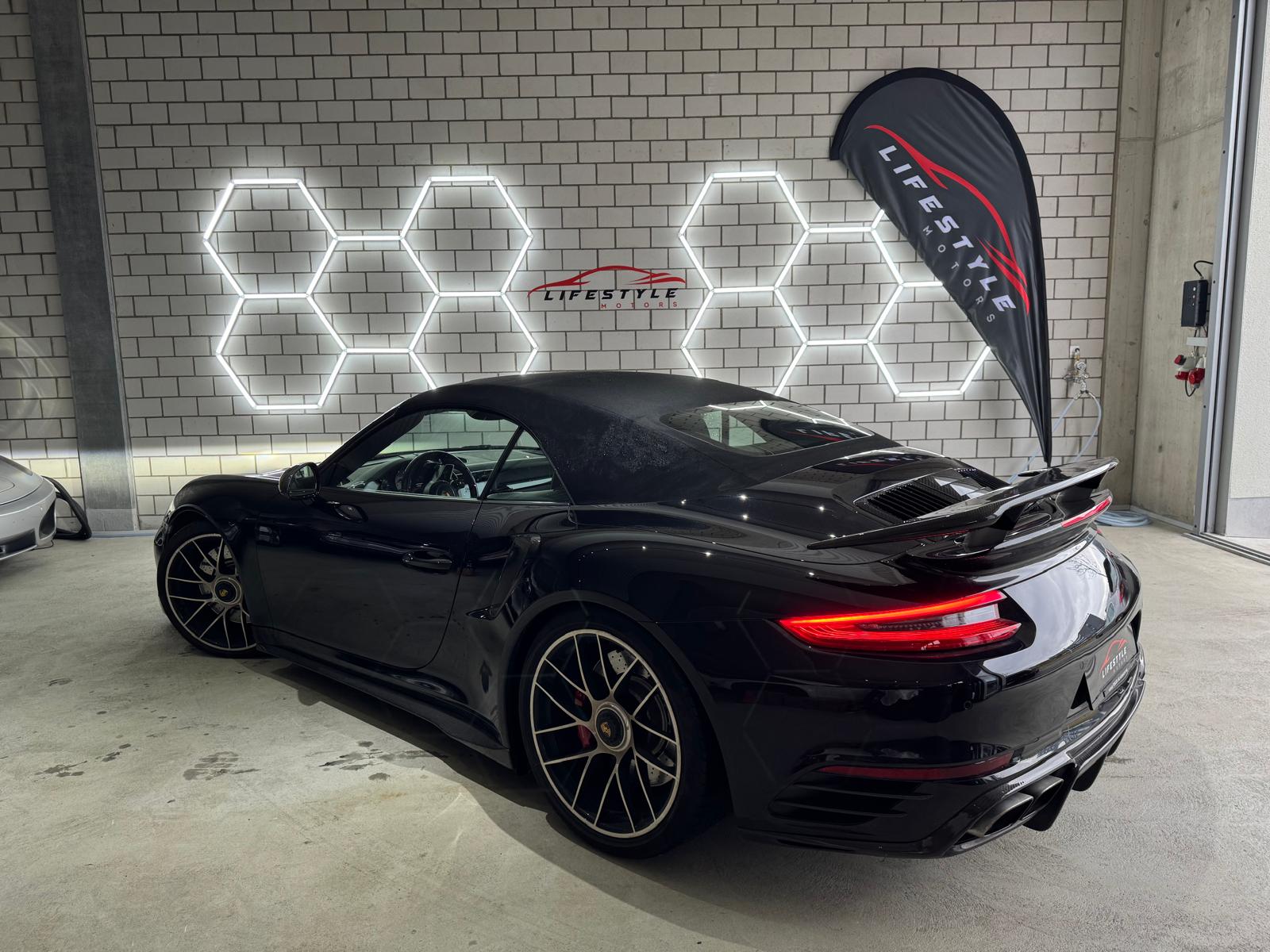 PORSCHE 911 Turbo Cabrio PDK-image-2