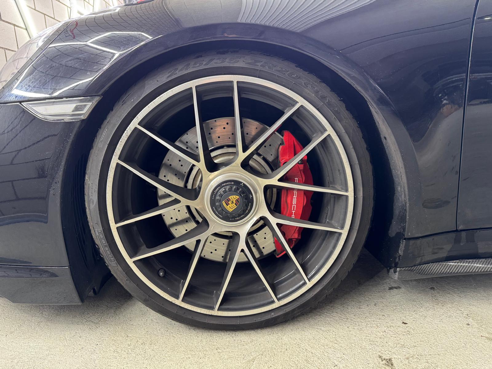 PORSCHE 911 Turbo Cabrio PDK-image-8