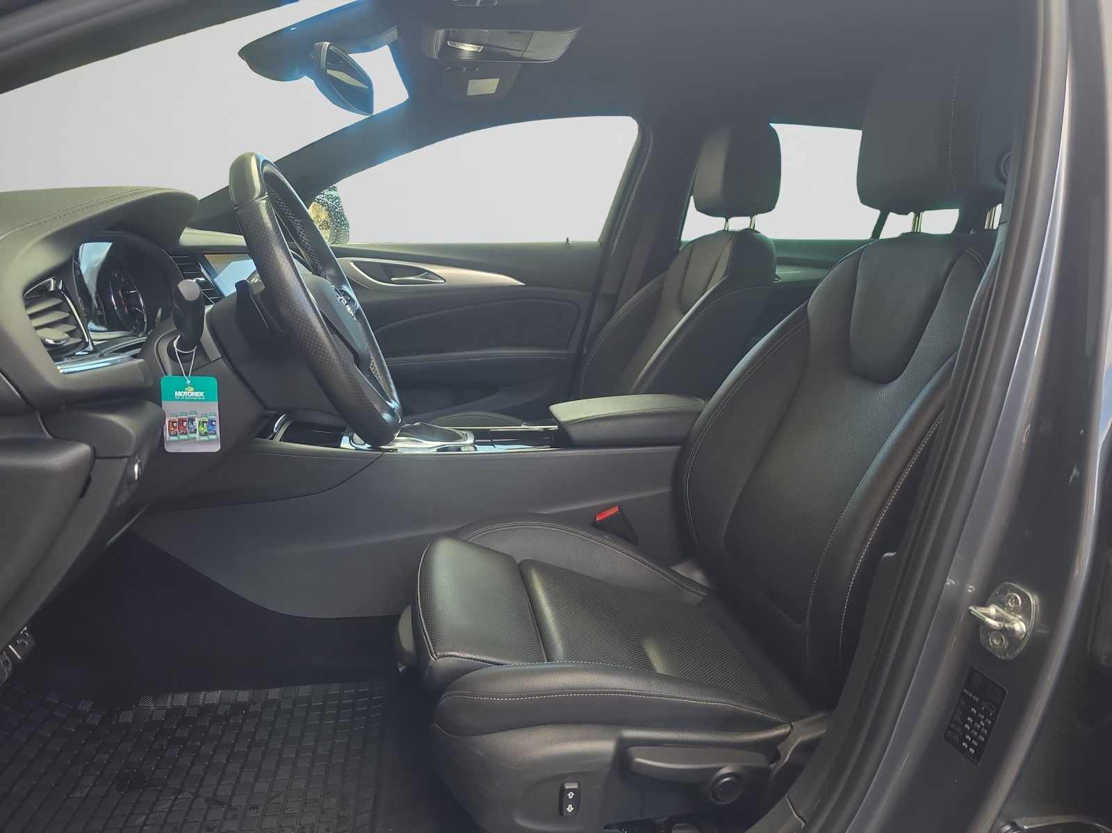 OPEL Insignia 2.0 T Sports Tourer GSi Automatic-image-10