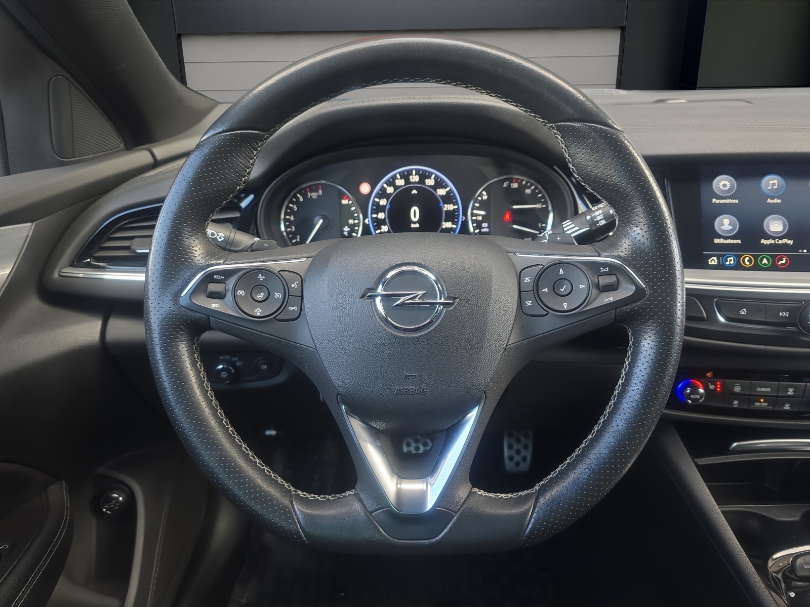 OPEL Insignia 2.0 T Sports Tourer GSi Automatic-image-6
