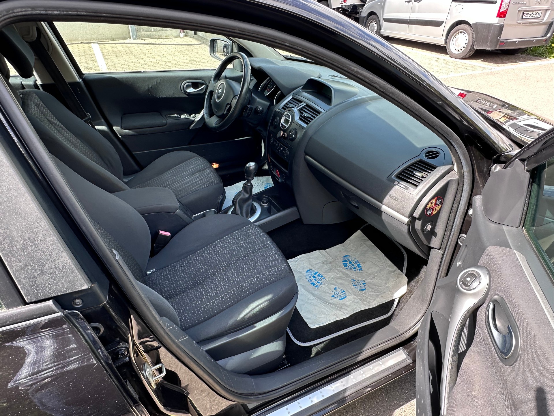 RENAULT Mégane Break 2.0 16V Dynamique-image-10
