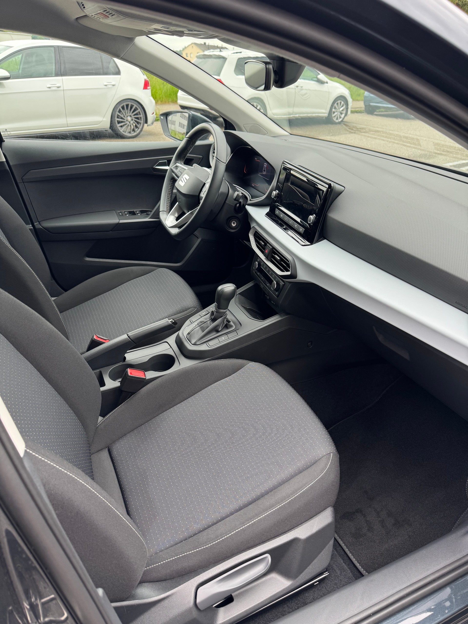 SEAT Ibiza 1.0 EcoTSI Move DSG-image-10