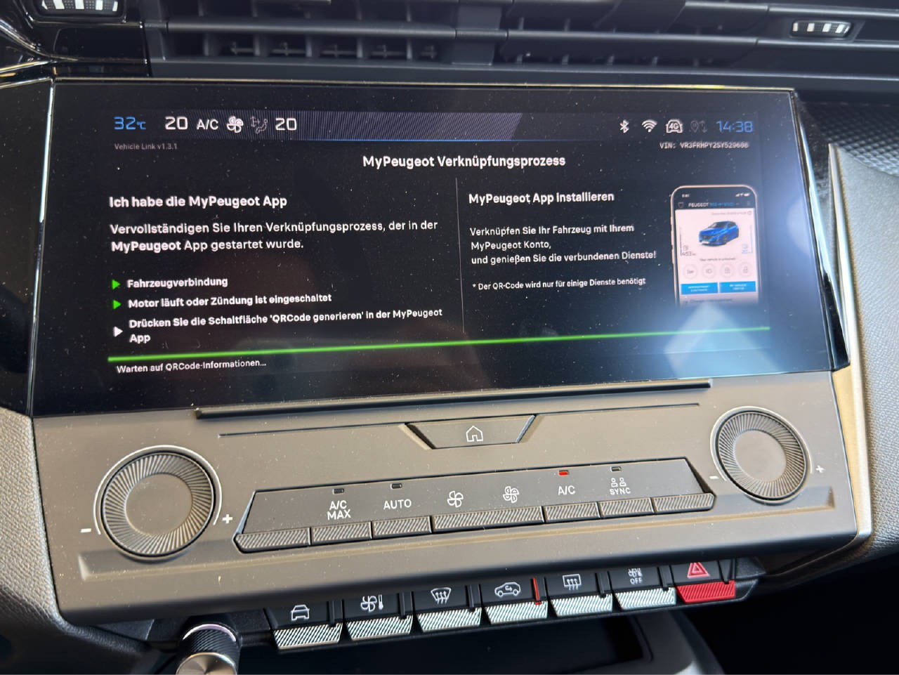 PEUGEOT 308 SW 1.2 Hybrid Style-image-15