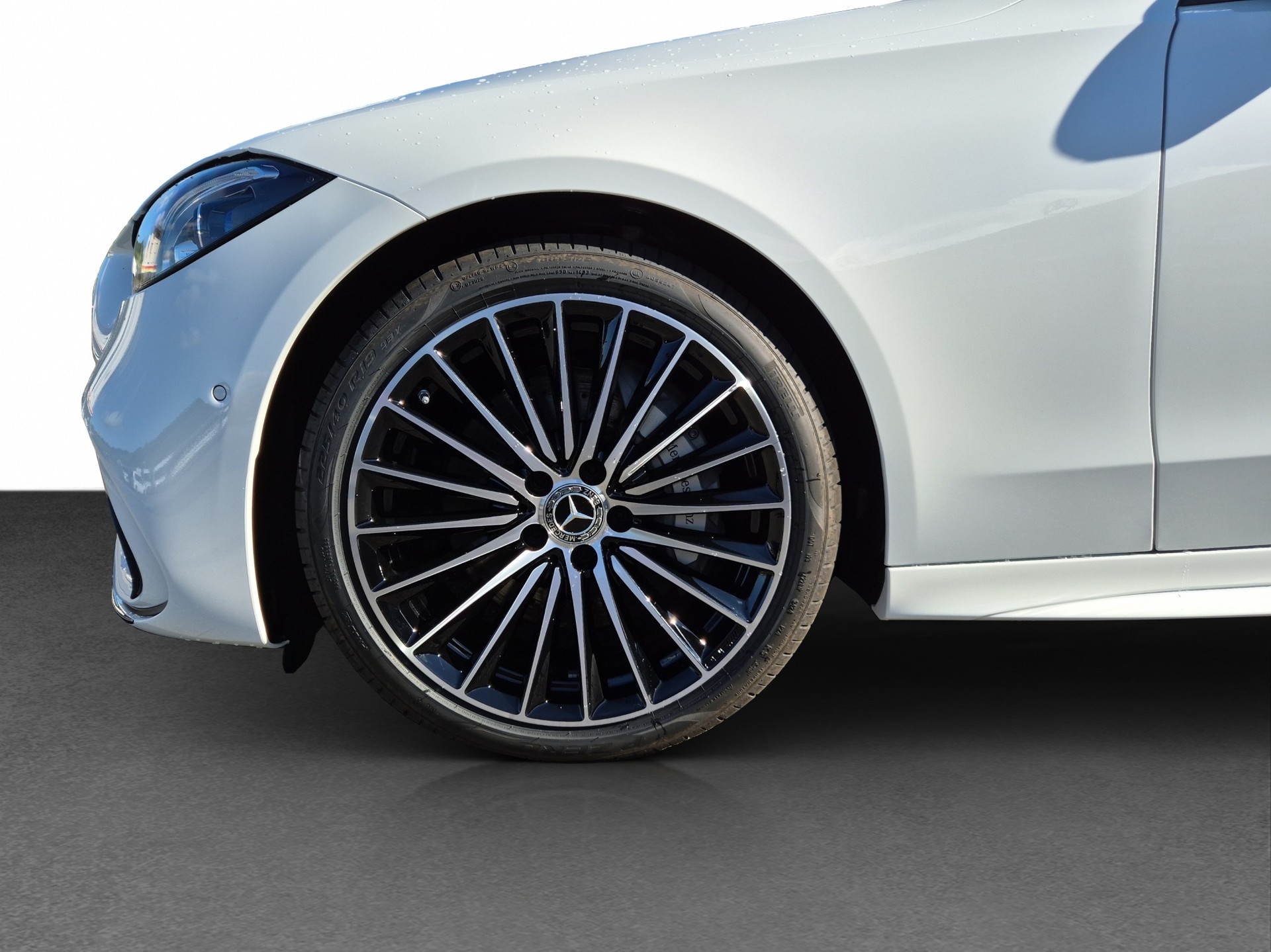 MERCEDES-BENZ C 220 d 4 Matic AMG-Line-image-12