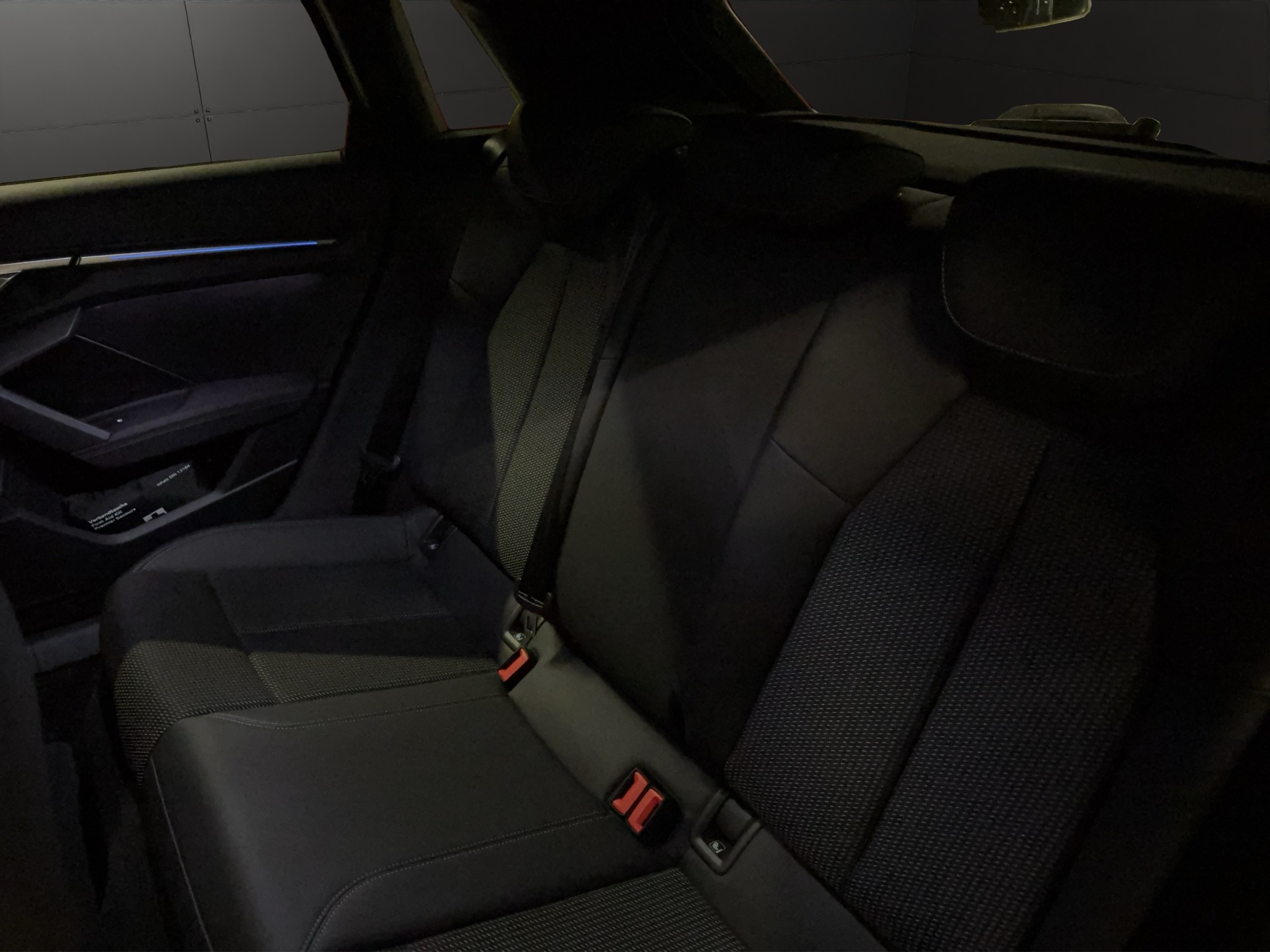 AUDI A3 allstreet 35 TFSI Attraction S-tronic-image-10