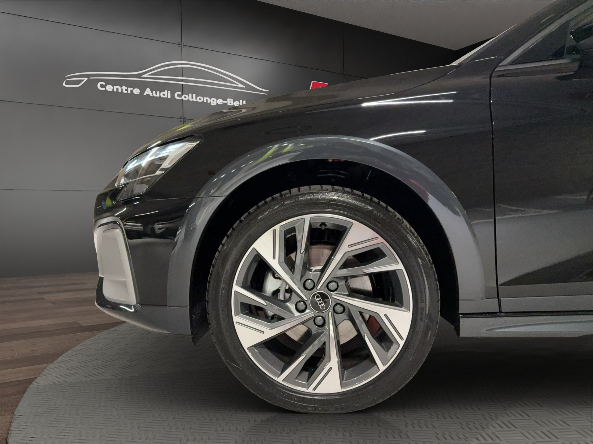 AUDI A3 allstreet 35 TFSI Attraction S-tronic-image-17